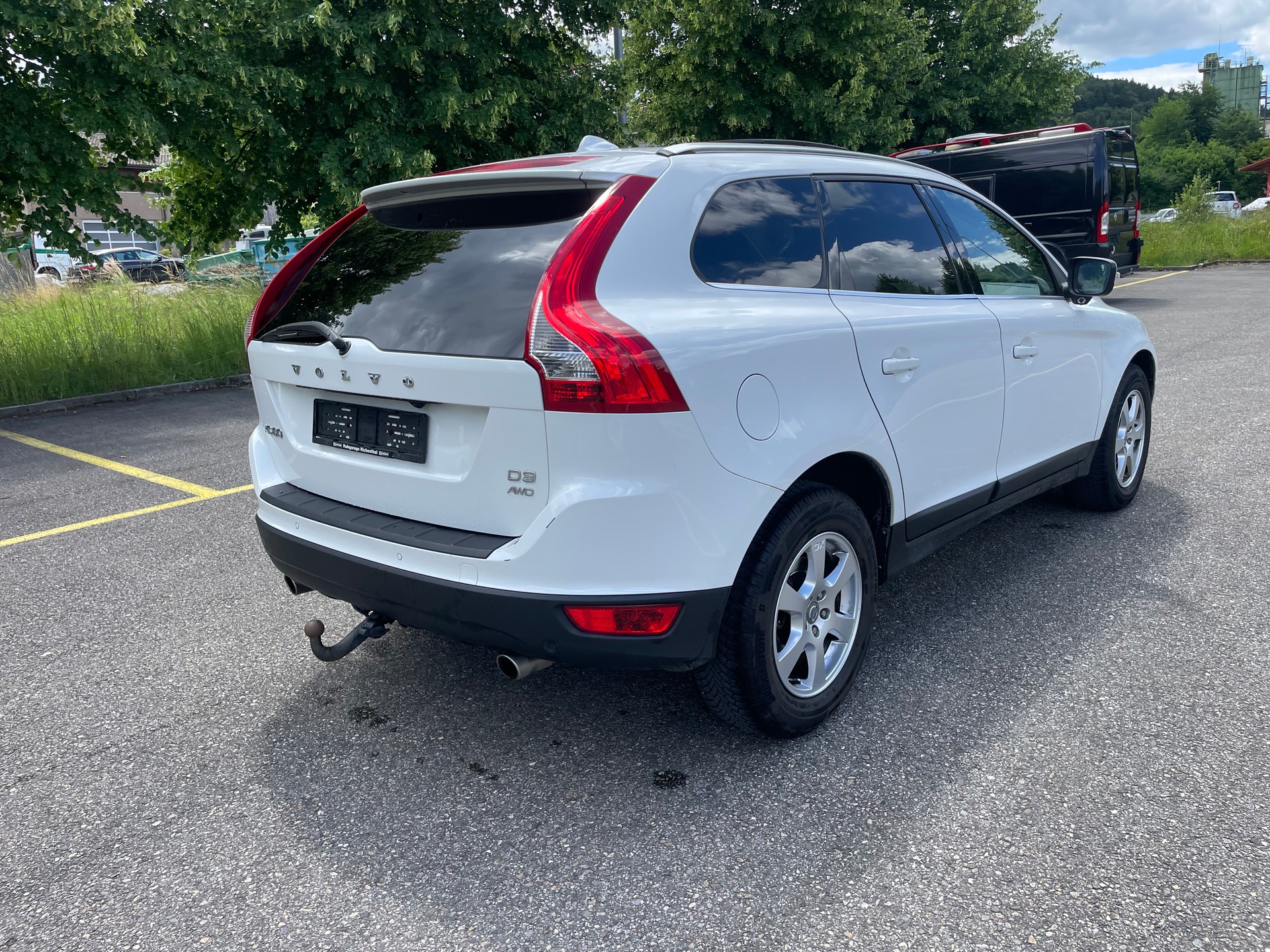 VOLVO XC60 D3 AWD Momentum Geartronic-image-6