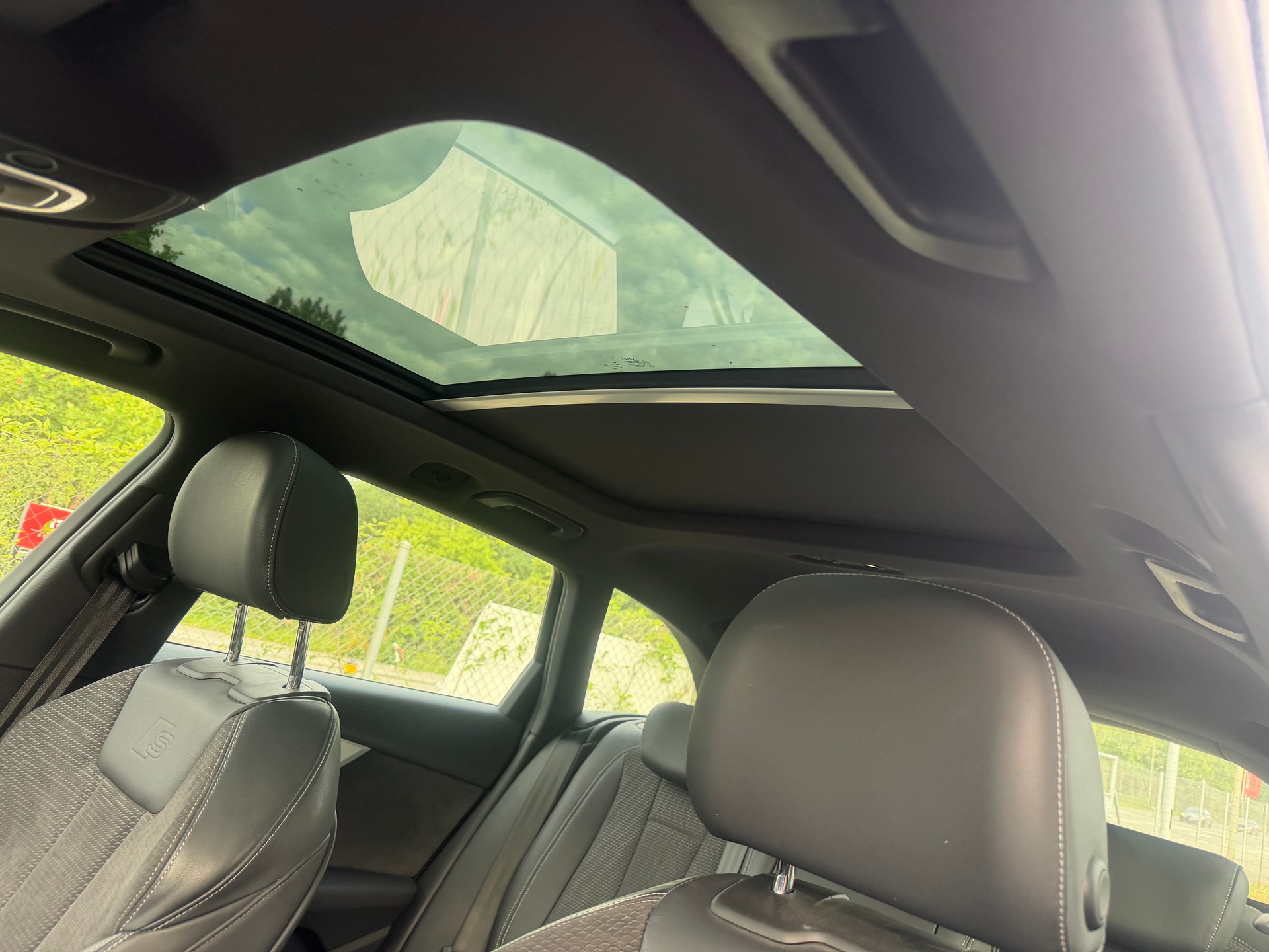 AUDI A4 Avant 3.0 TDI Sport quattro tiptronic-image-9