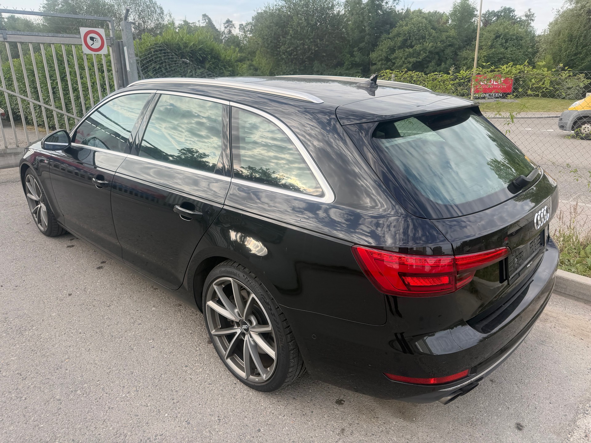 AUDI A4 Avant 3.0 TDI Sport quattro tiptronic-image-4