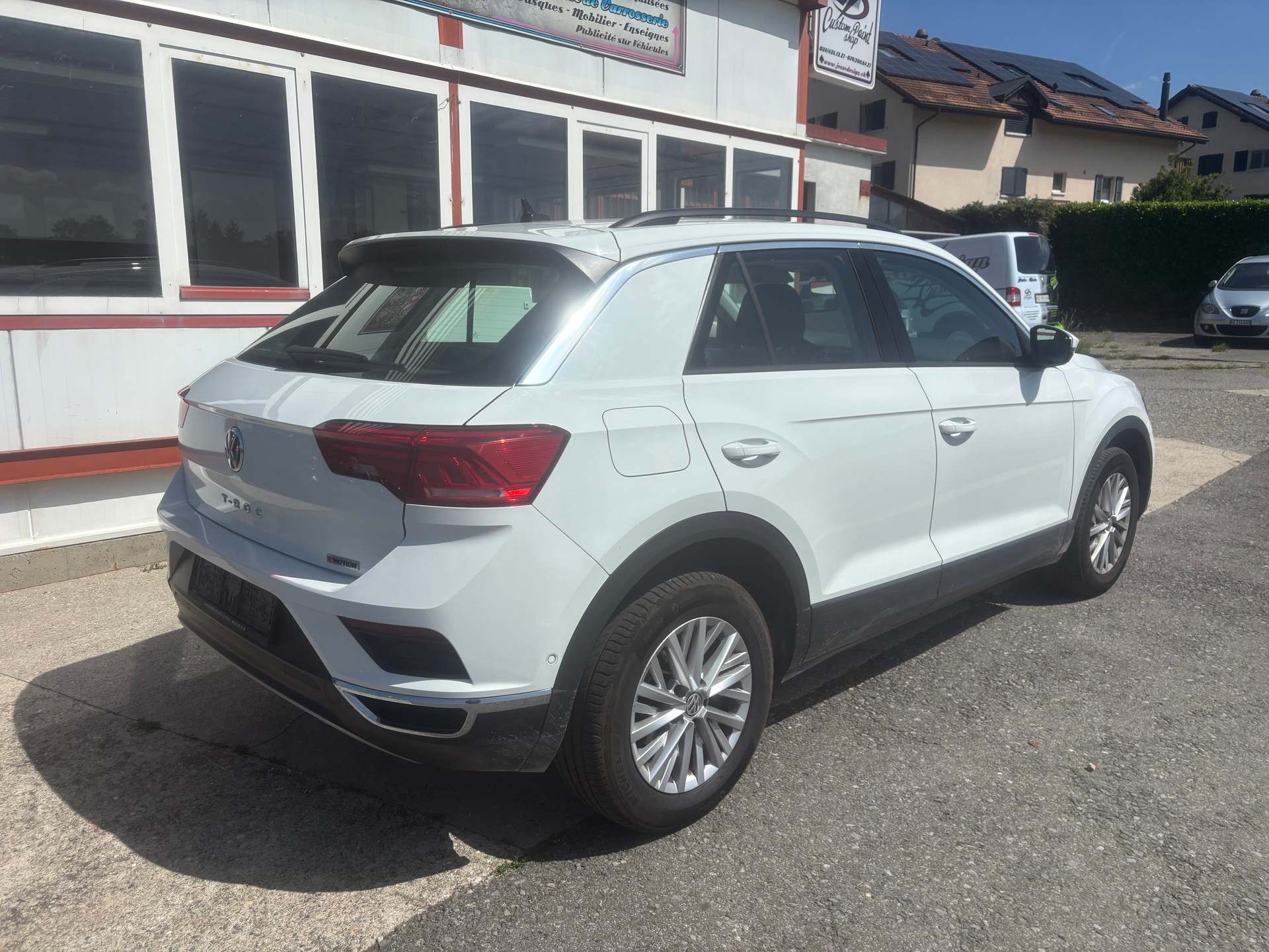 VW T-Roc 2.0 TDI SCR Advance DSG 4Motion-image-4