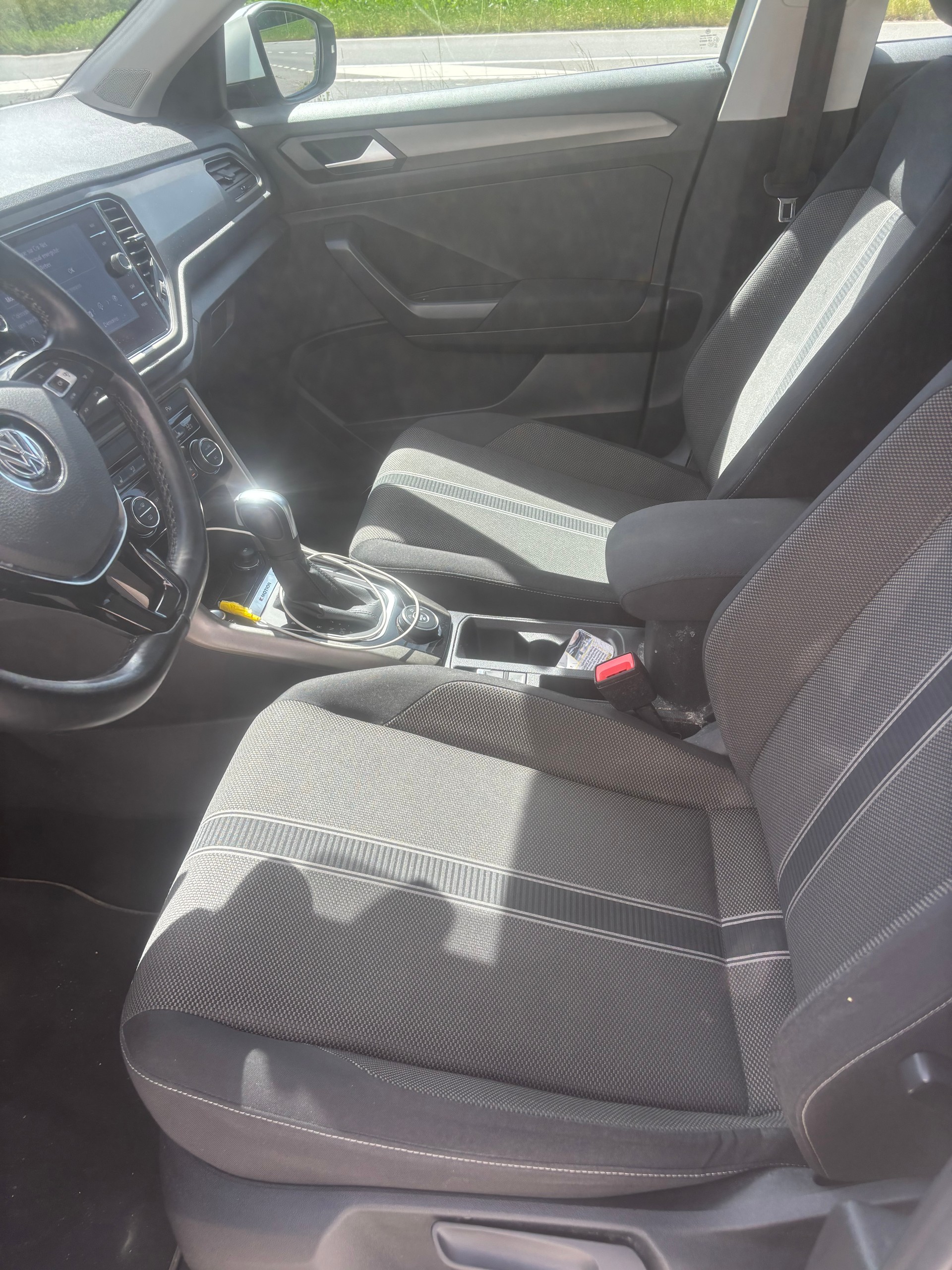 VW T-Roc 2.0 TDI SCR Advance DSG 4Motion-image-11