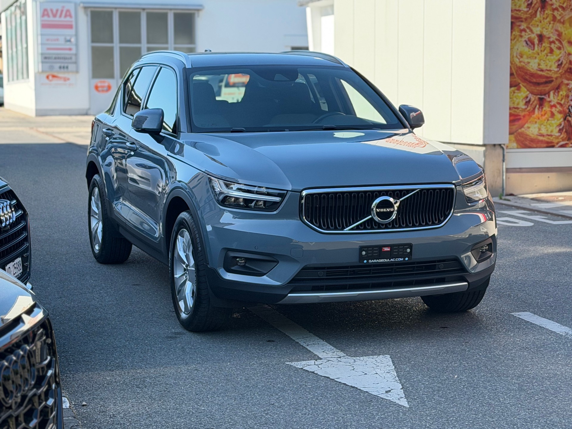 VOLVO XC40 T2 XCITE Geartronic CROCHET D'ATTELAGE-image-2