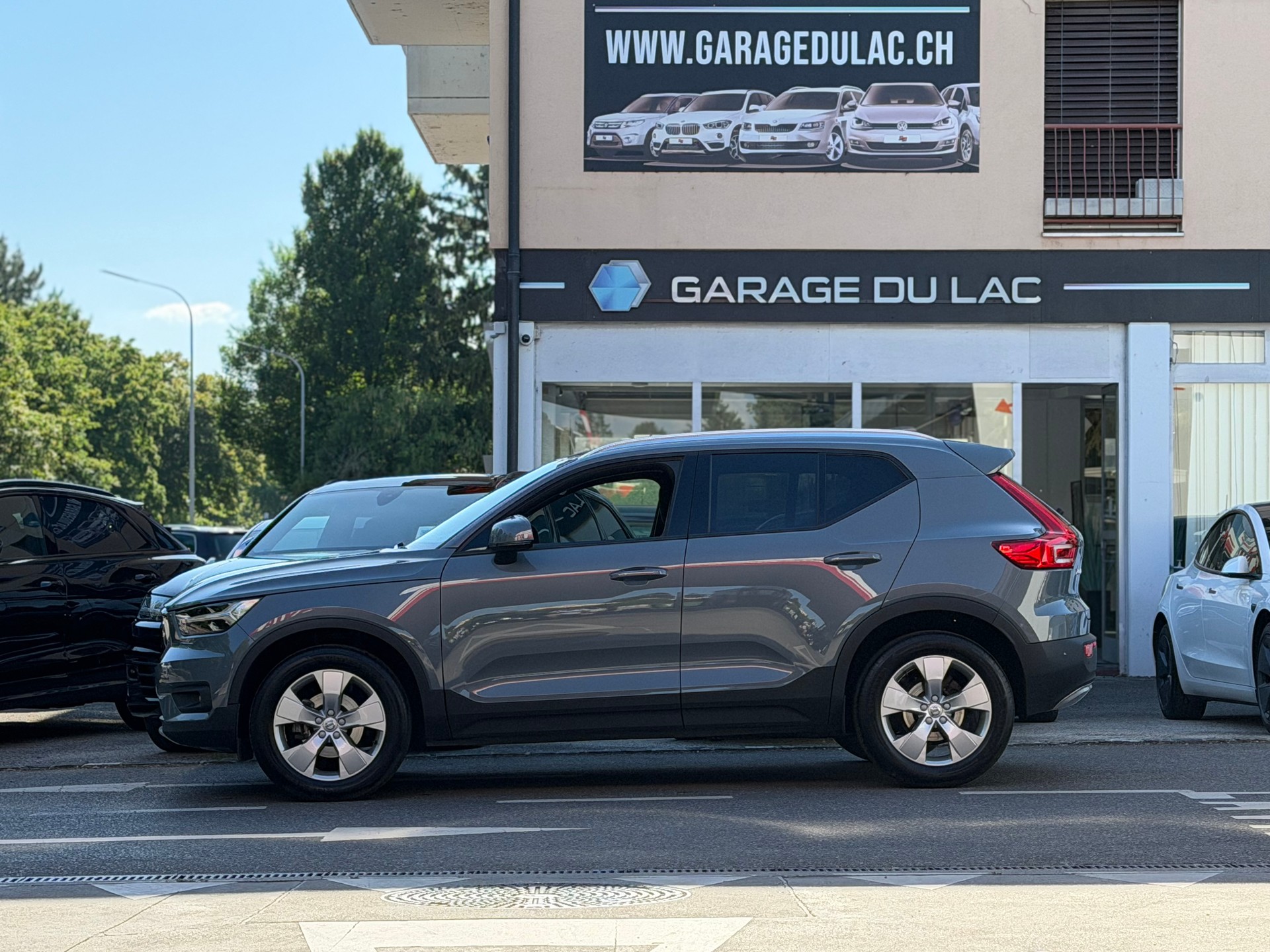 VOLVO XC40 T2 XCITE Geartronic CROCHET D'ATTELAGE-image-3