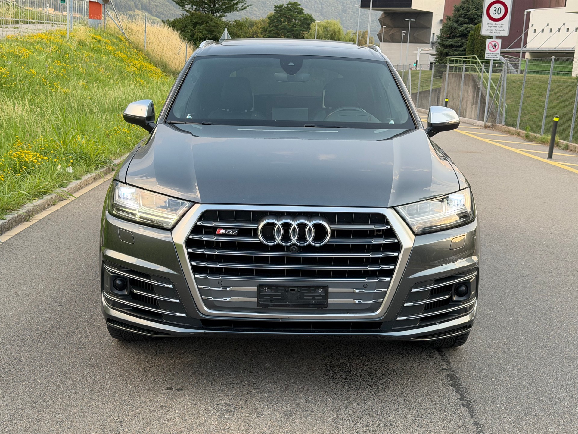 AUDI SQ7 4.0 TDI quattro tiptronic | 7 PL | CH Auto-image-7