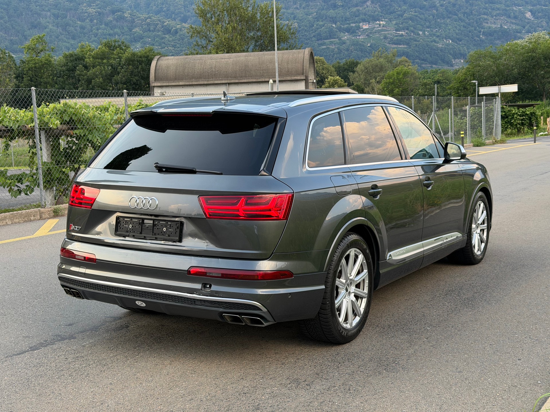 AUDI SQ7 4.0 TDI quattro tiptronic | 7 PL | CH Auto-image-4