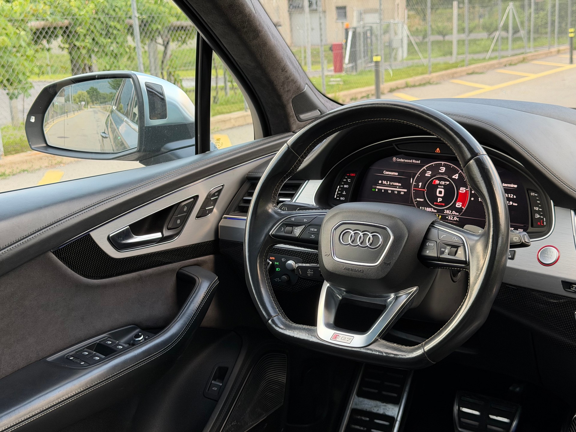AUDI SQ7 4.0 TDI quattro tiptronic | 7 PL | CH Auto-image-12