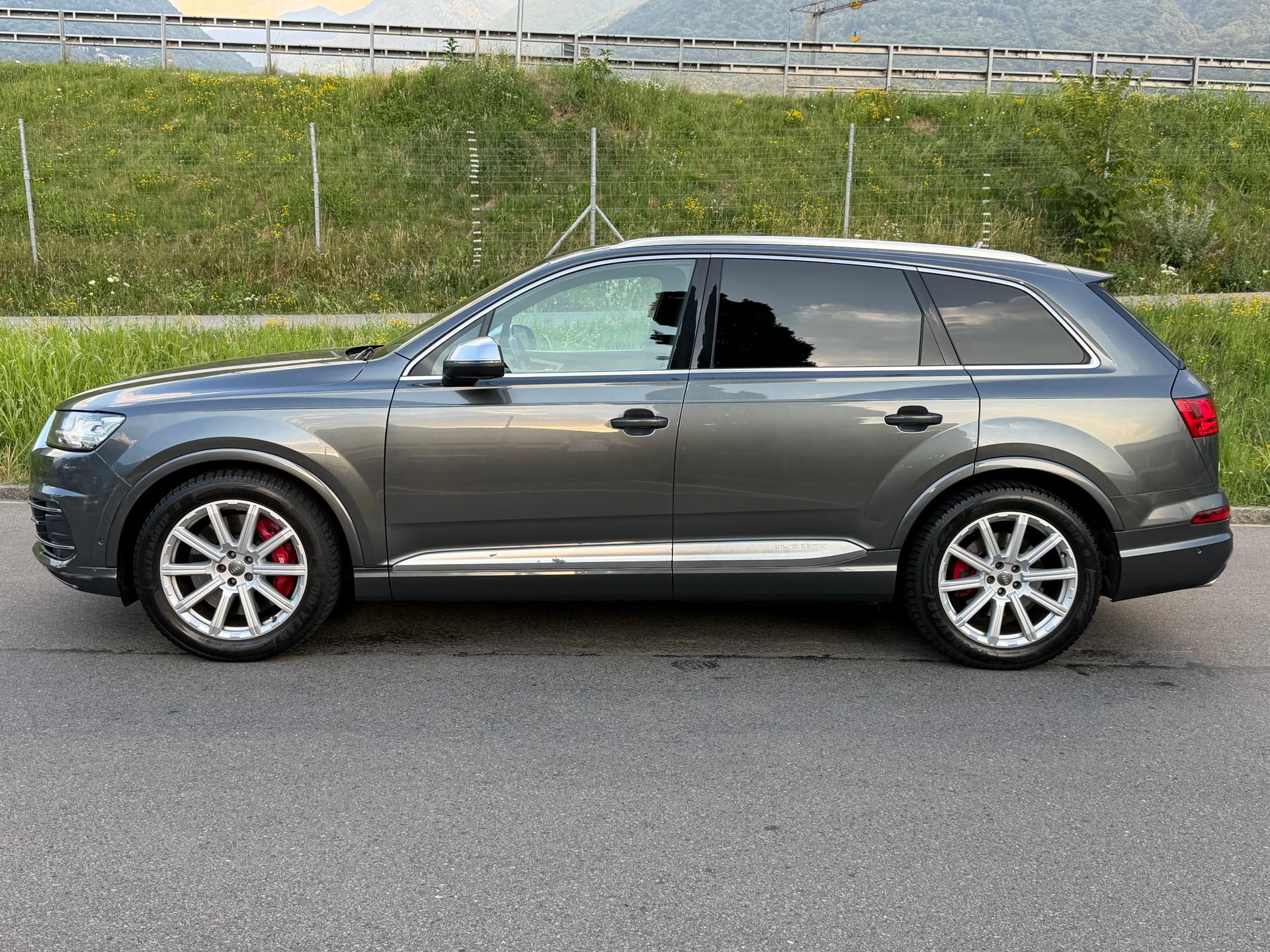 AUDI SQ7 4.0 TDI quattro tiptronic | 7 PL | CH Auto-image-1