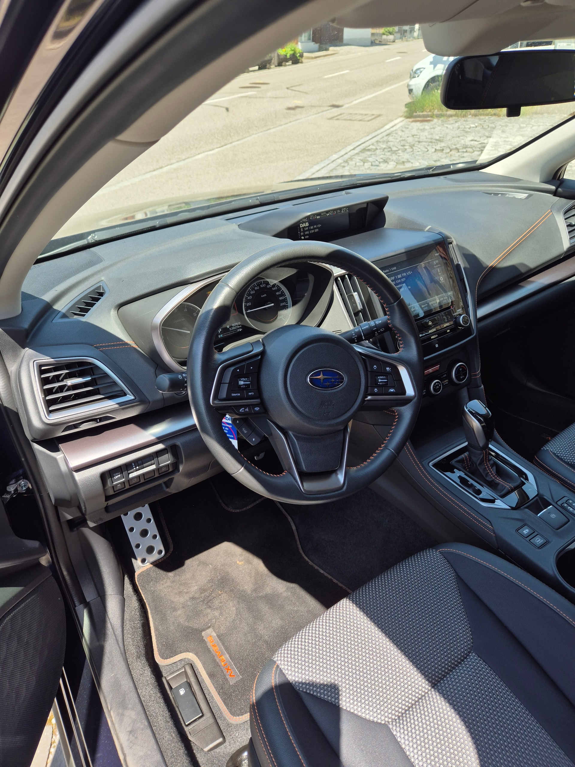 SUBARU XV 2.0 Swiss AWD Lineartronic-image-6