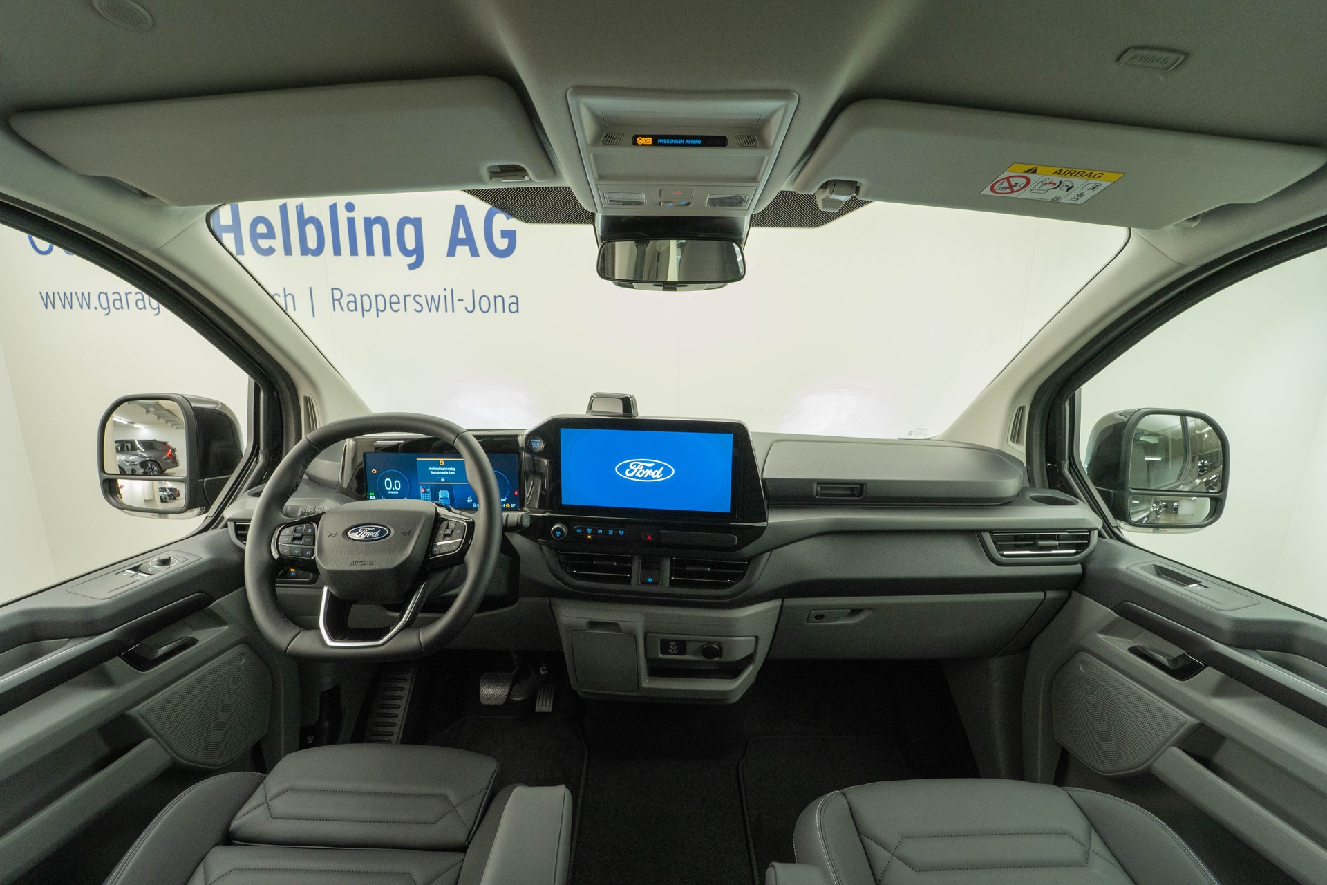 FORD Tourneo C Bus 320 L2 2.0 EcoBlue 170 Titanium 4x4-image-5
