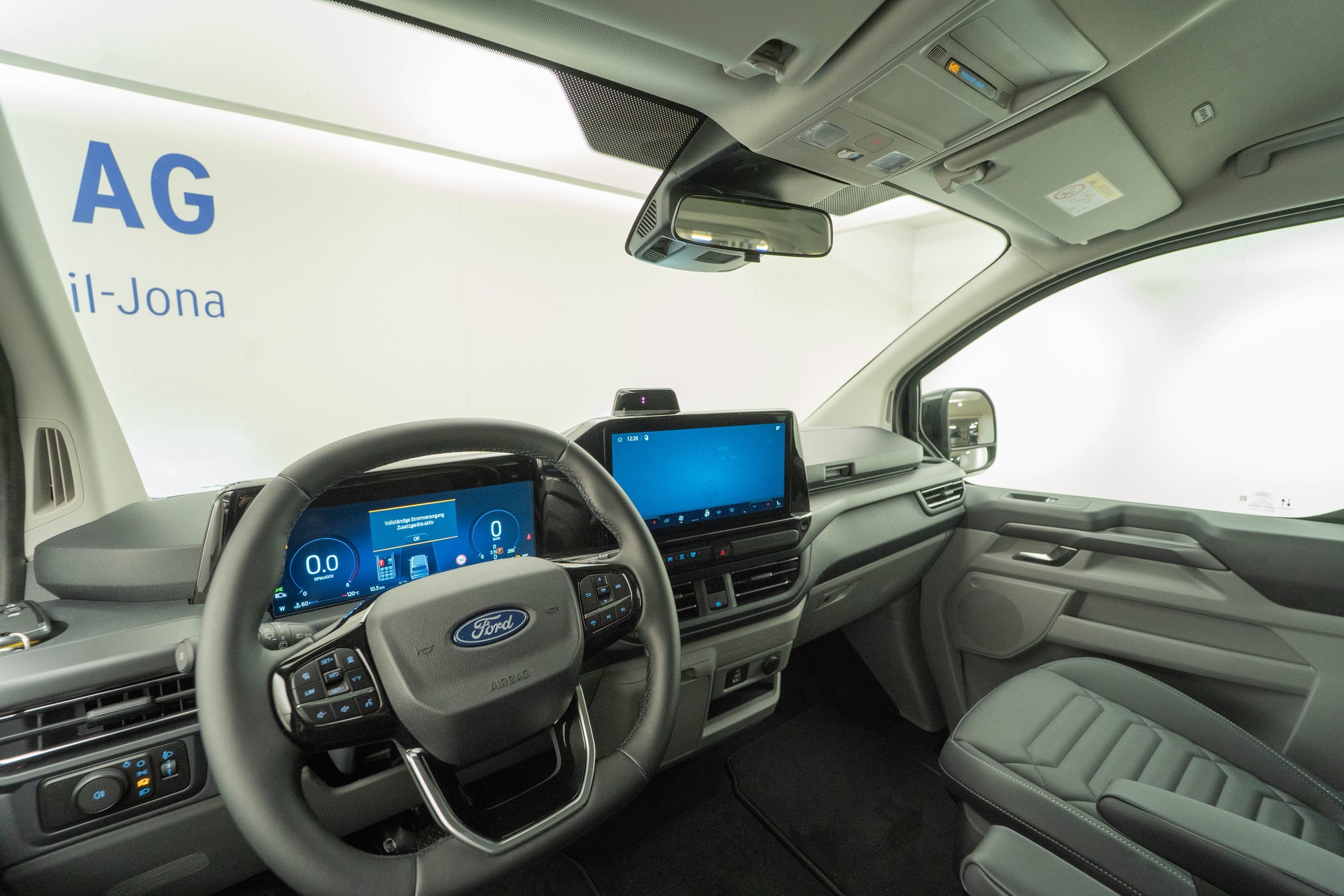 FORD Tourneo C Bus 320 L2 2.0 EcoBlue 170 Titanium 4x4-image-6