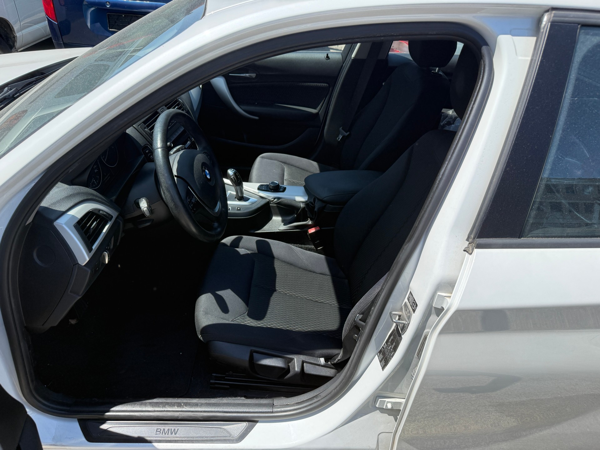 BMW 116i Steptronic-image-4