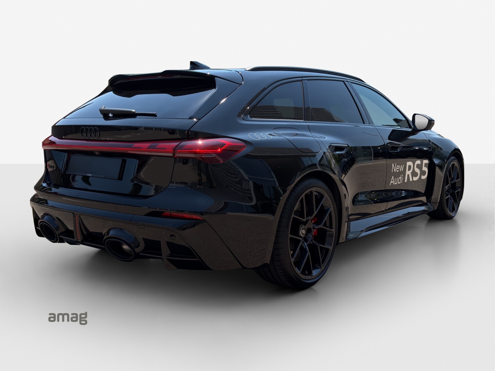 AUDI RS 5 Avant TFSI 470 kW Tiptronic quattro-image-4
