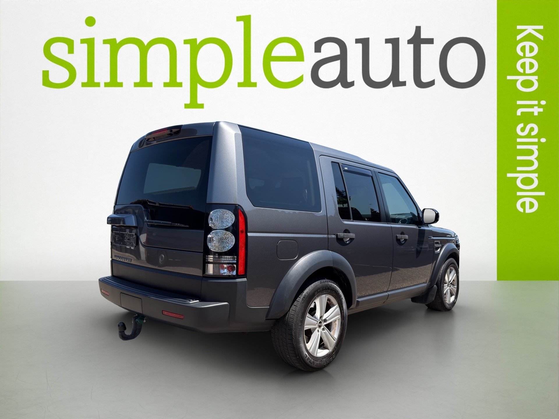 LAND ROVER Discovery 3.0 TDV6 S Automatic-image-3