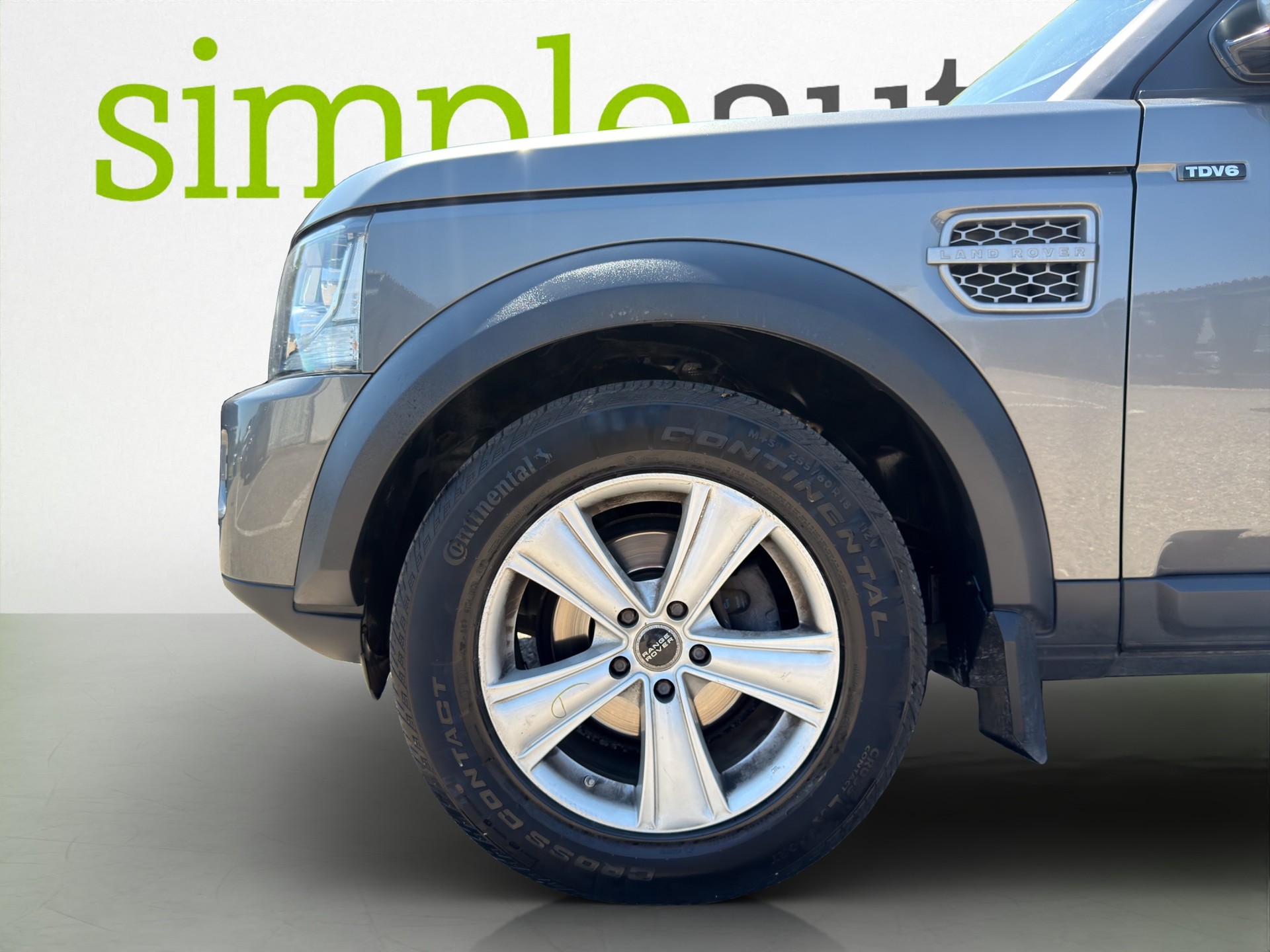 LAND ROVER Discovery 3.0 TDV6 S Automatic-image-11