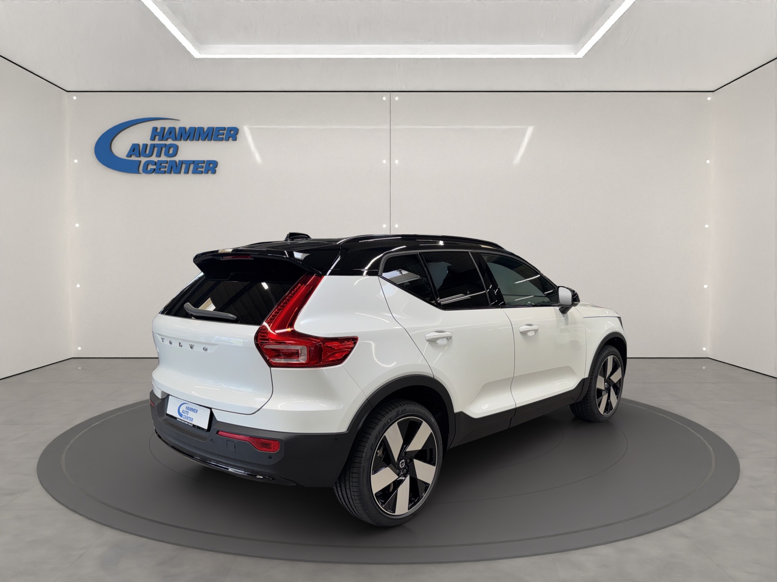 VOLVO EX40 Twin Performance Ultra AWD-image-4