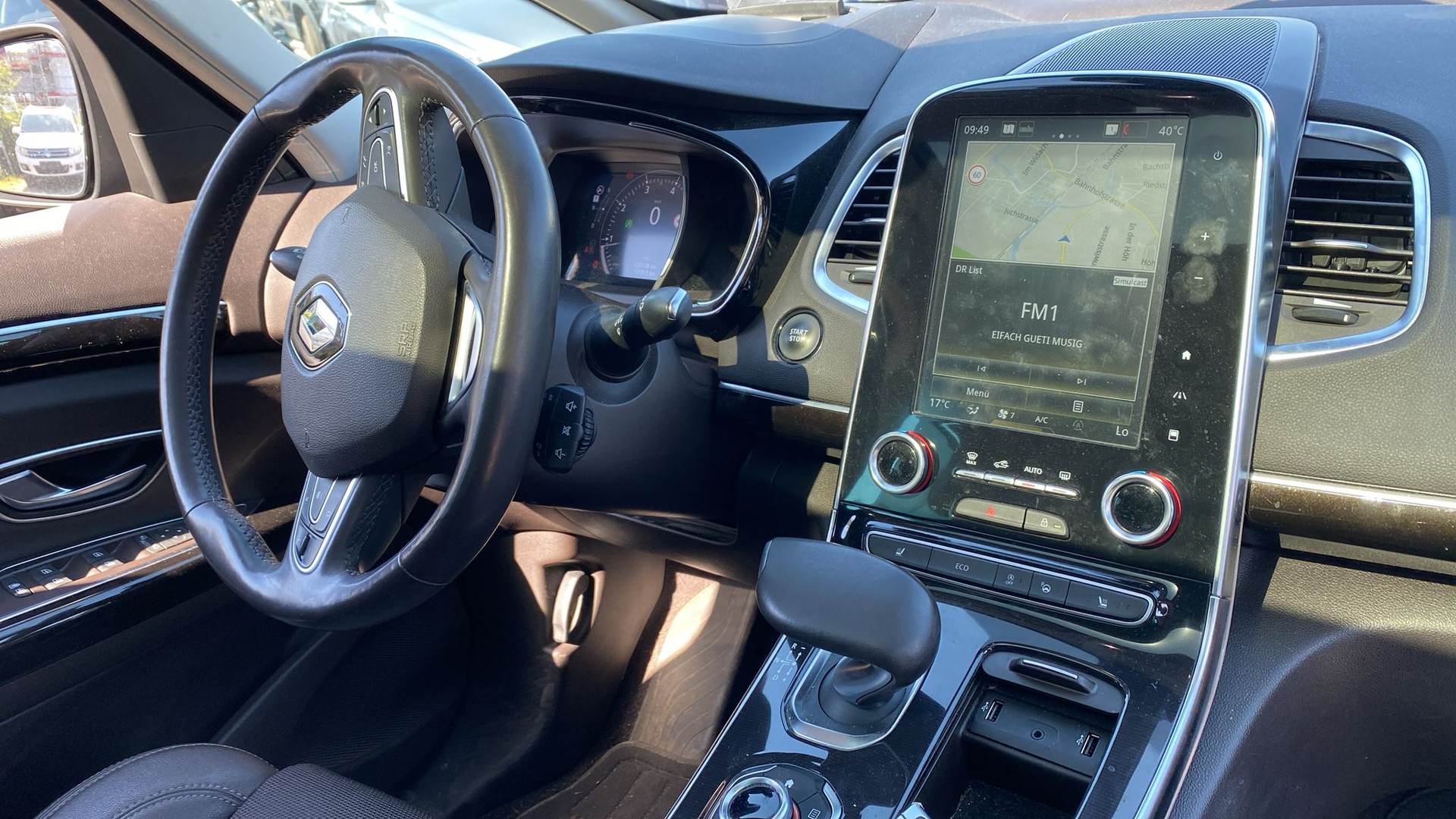 RENAULT Espace 1.8 TCe Initiale EDC-image-6