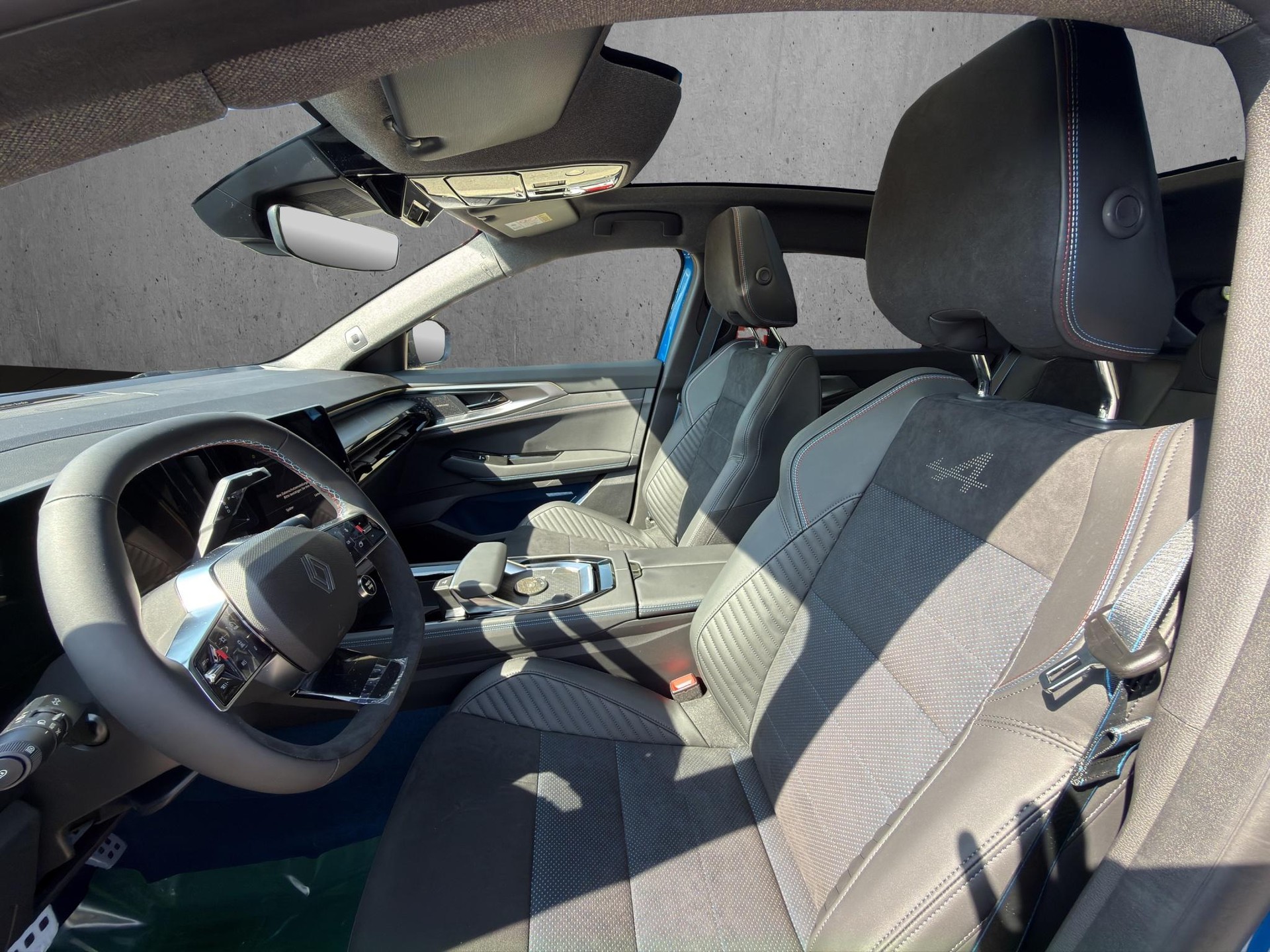 RENAULT Rafale 1.2 E-Tech Plug-in Atelier Alpine-image-9