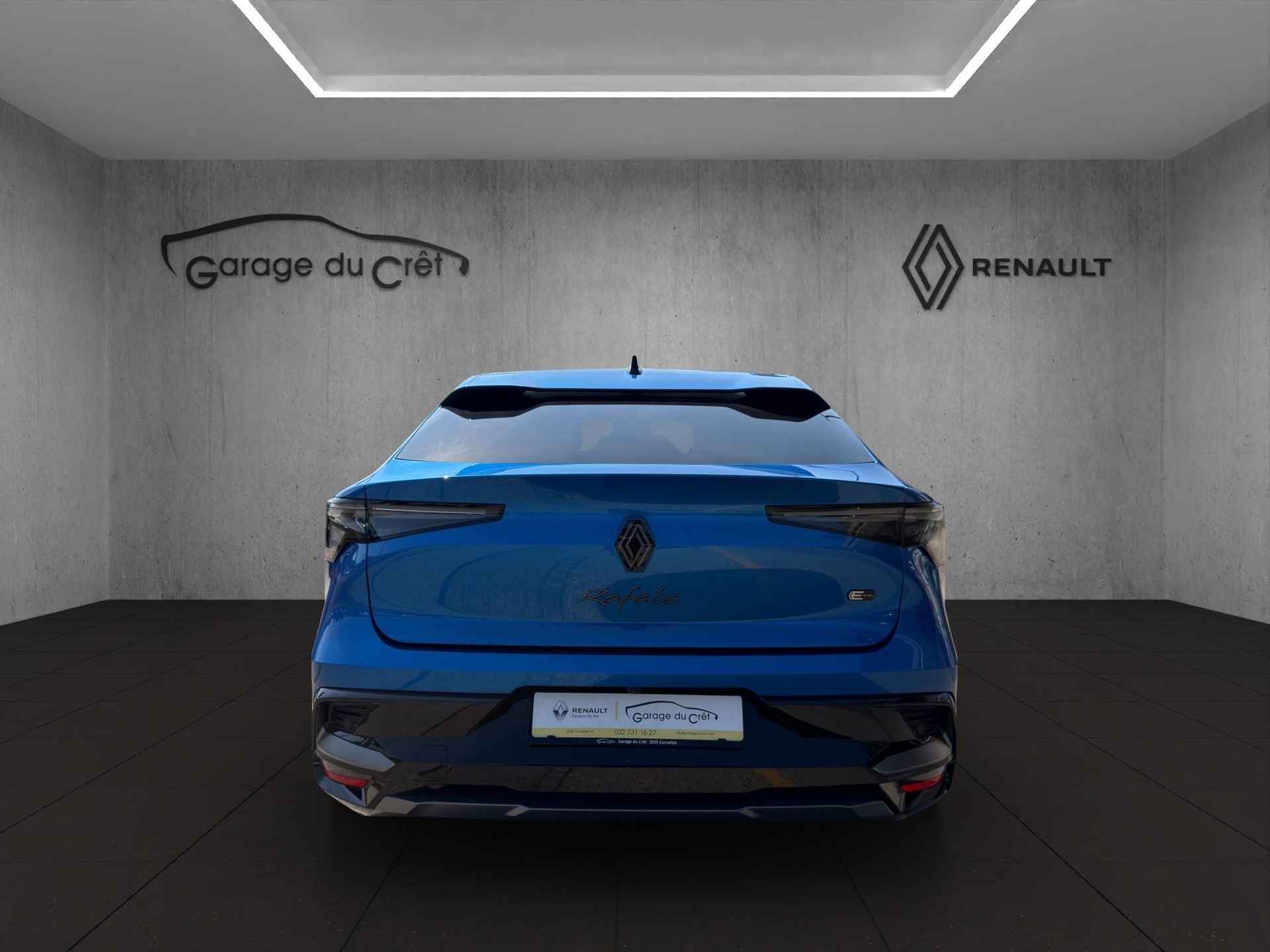 RENAULT Rafale 1.2 E-Tech Plug-in Atelier Alpine-image-3
