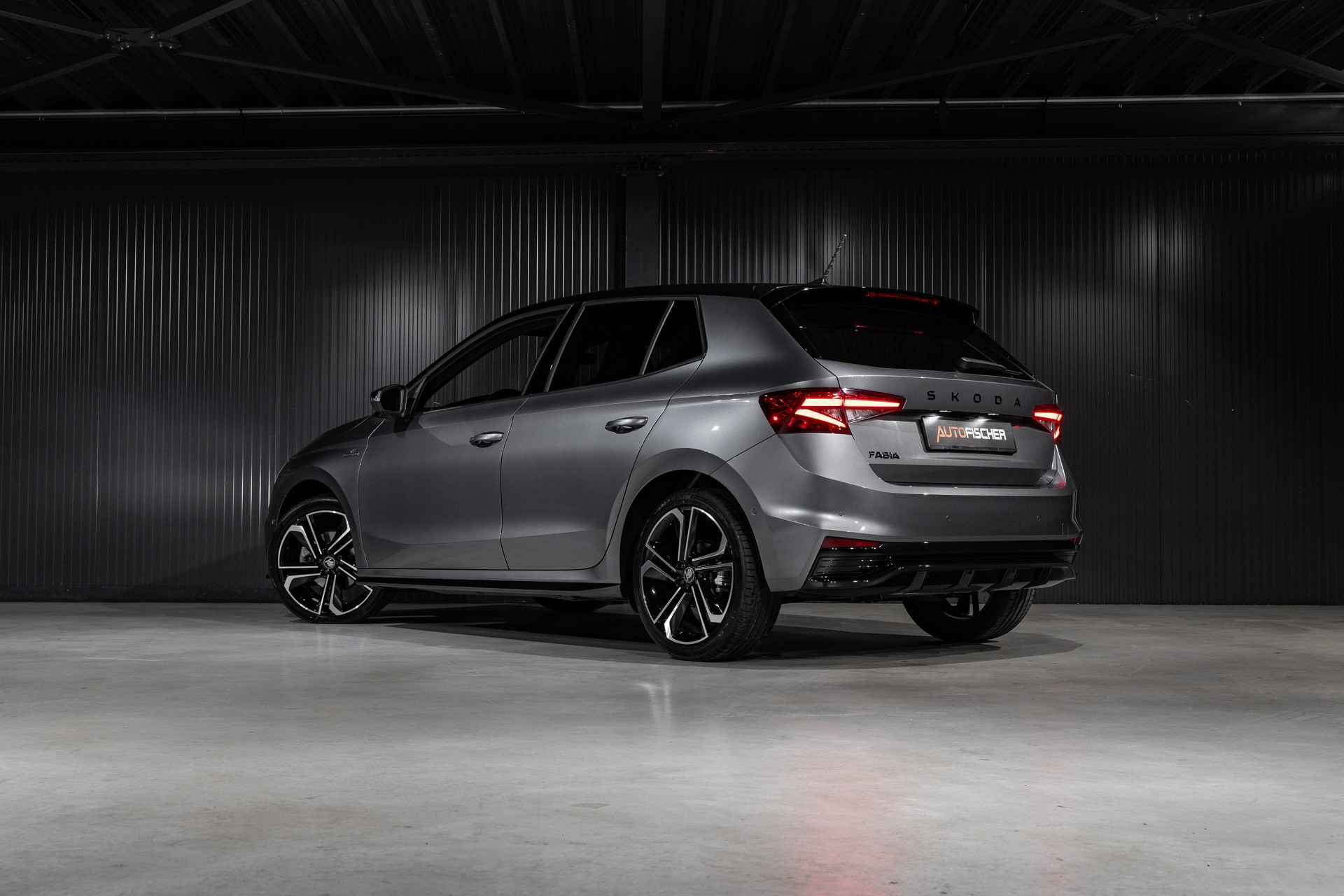 SKODA Fabia 1.5 TSI Monte Carlo DSG-showroom-element-1