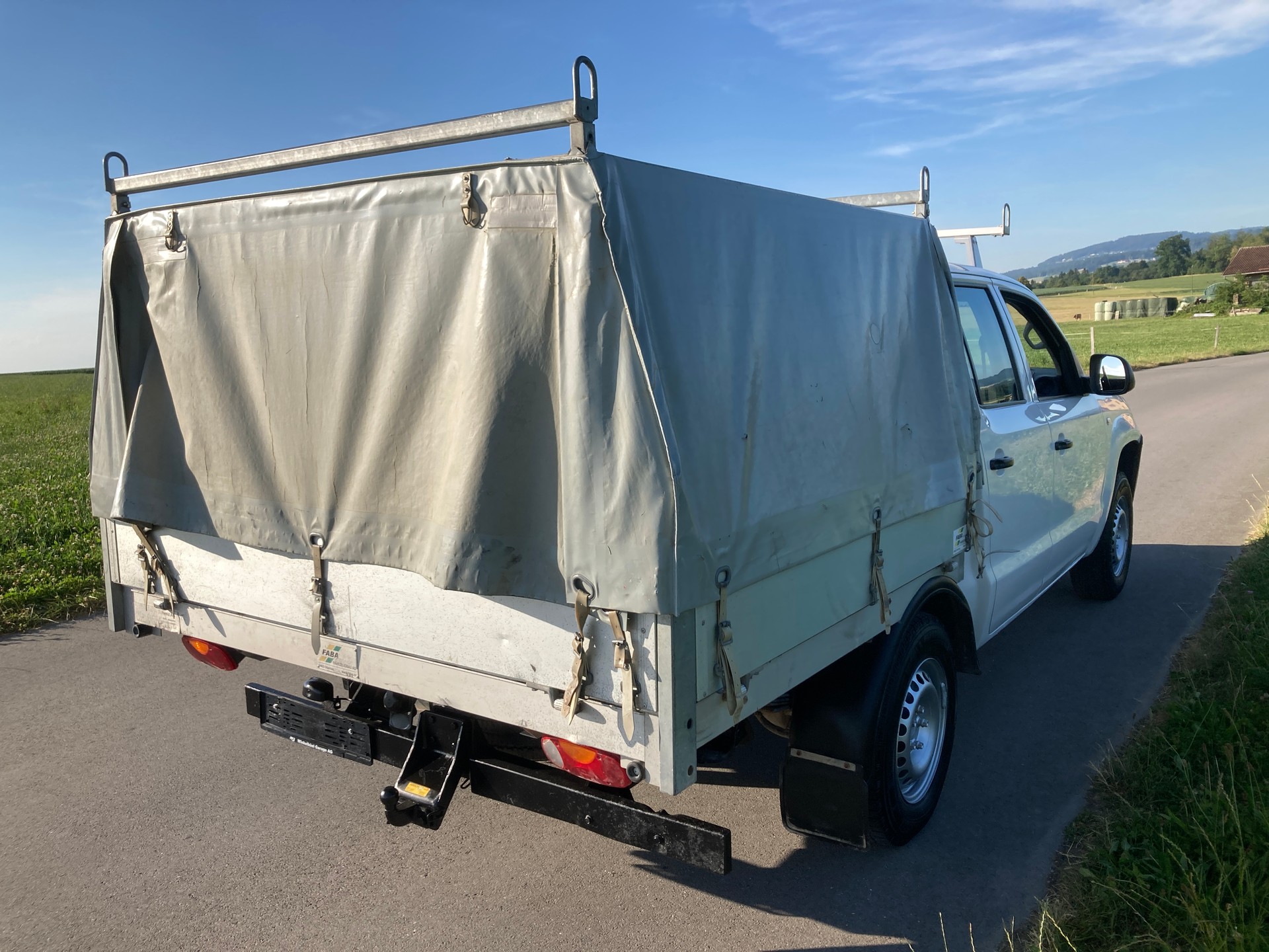 VW Amarok 2.0 BiTDI Startline 4Motion permanent A mit Anhänherkupplung-image-1