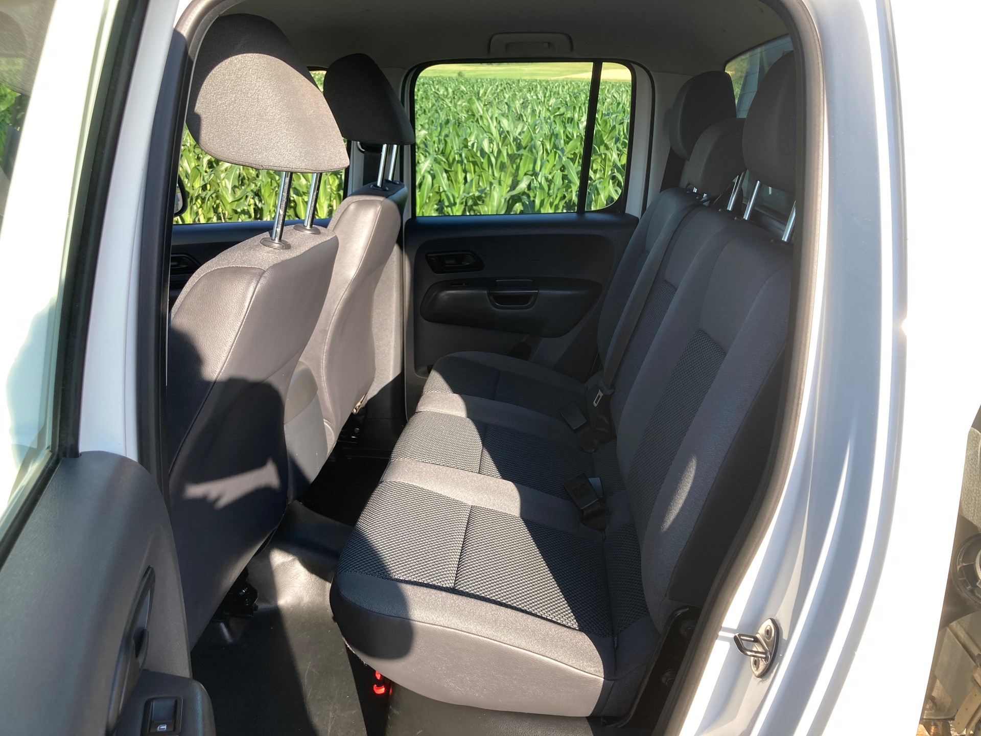 VW Amarok 2.0 BiTDI Startline 4Motion permanent A mit Anhänherkupplung-image-7
