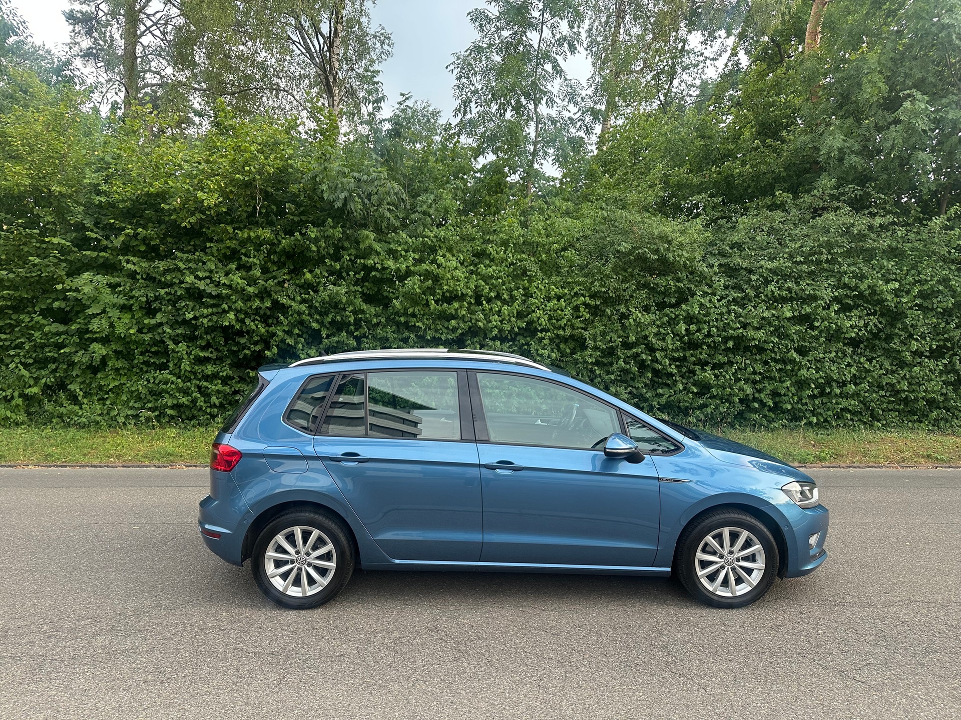 VW Golf Sportsvan 1.4 TSI Lounge DSG-image-7