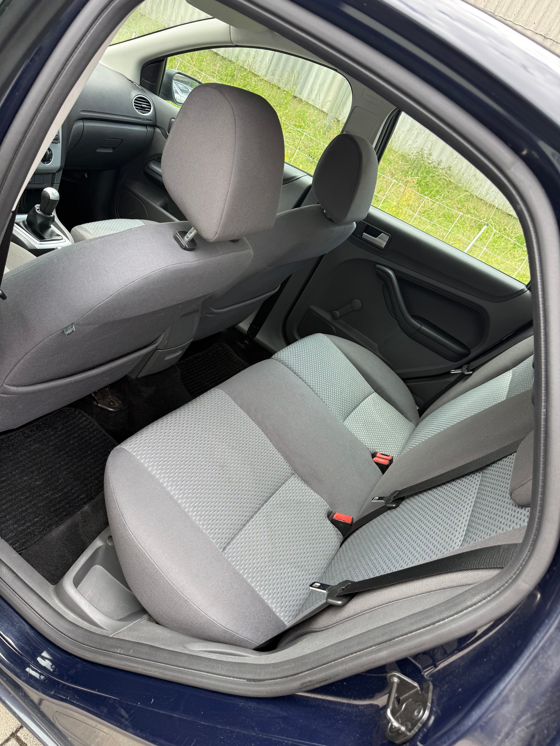 FORD 1.6i 16V Ti-VCT Titanium-image-5