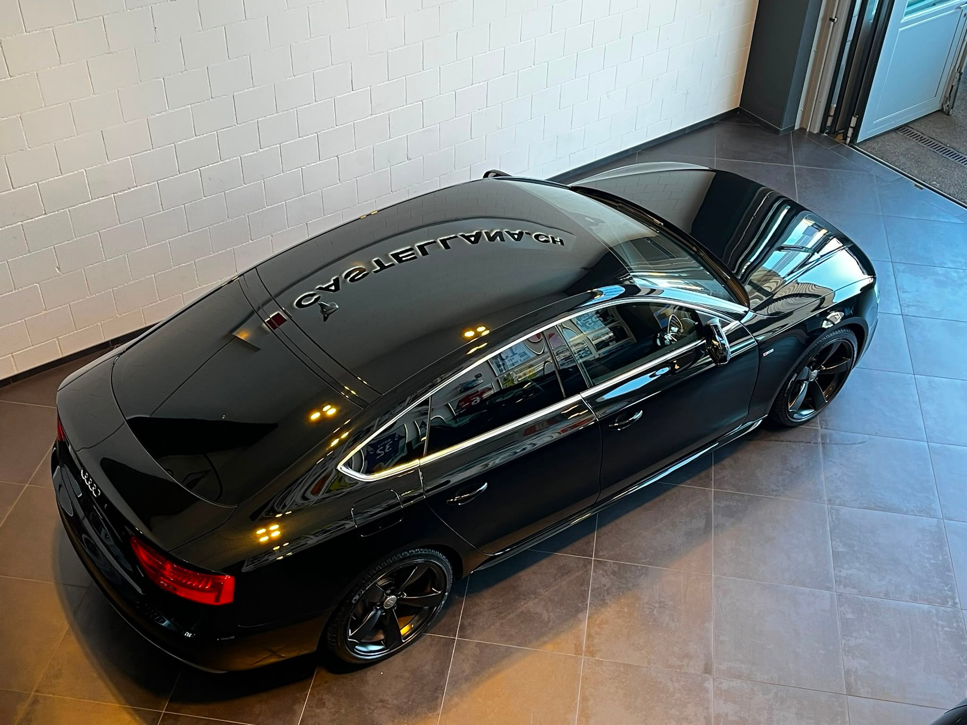 AUDI A5 Sportback 2.0 TDI quattro S-tronic-image-24