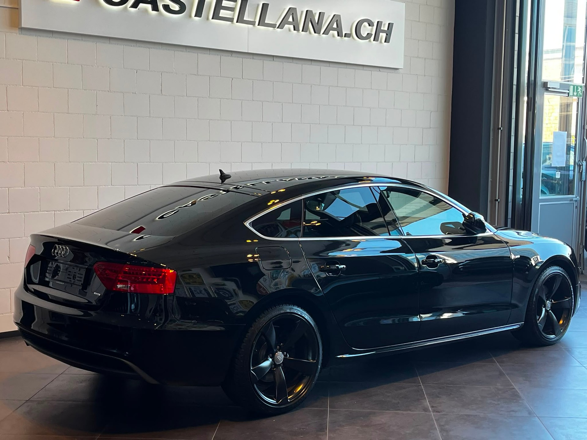 AUDI A5 Sportback 2.0 TDI quattro S-tronic-image-6