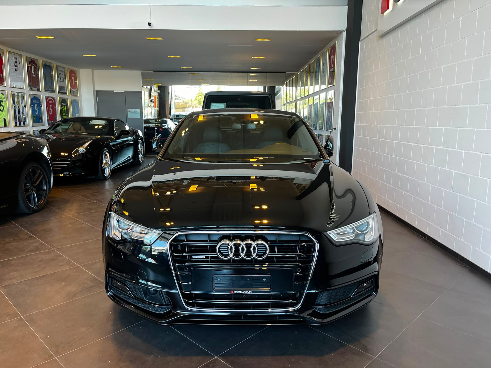 AUDI A5 Sportback 2.0 TDI quattro S-tronic-showroom-element-2