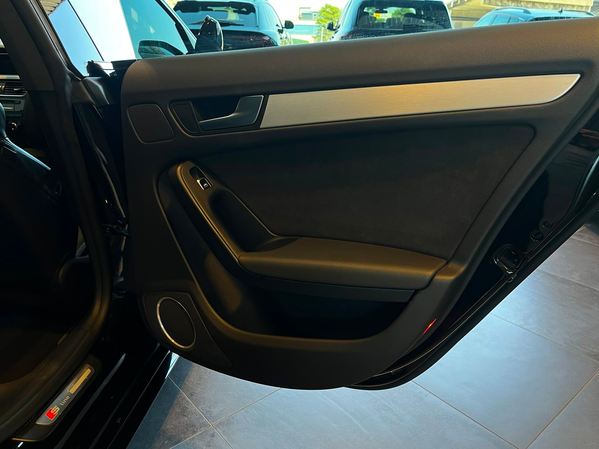 AUDI A5 Sportback 2.0 TDI quattro S-tronic-image-13