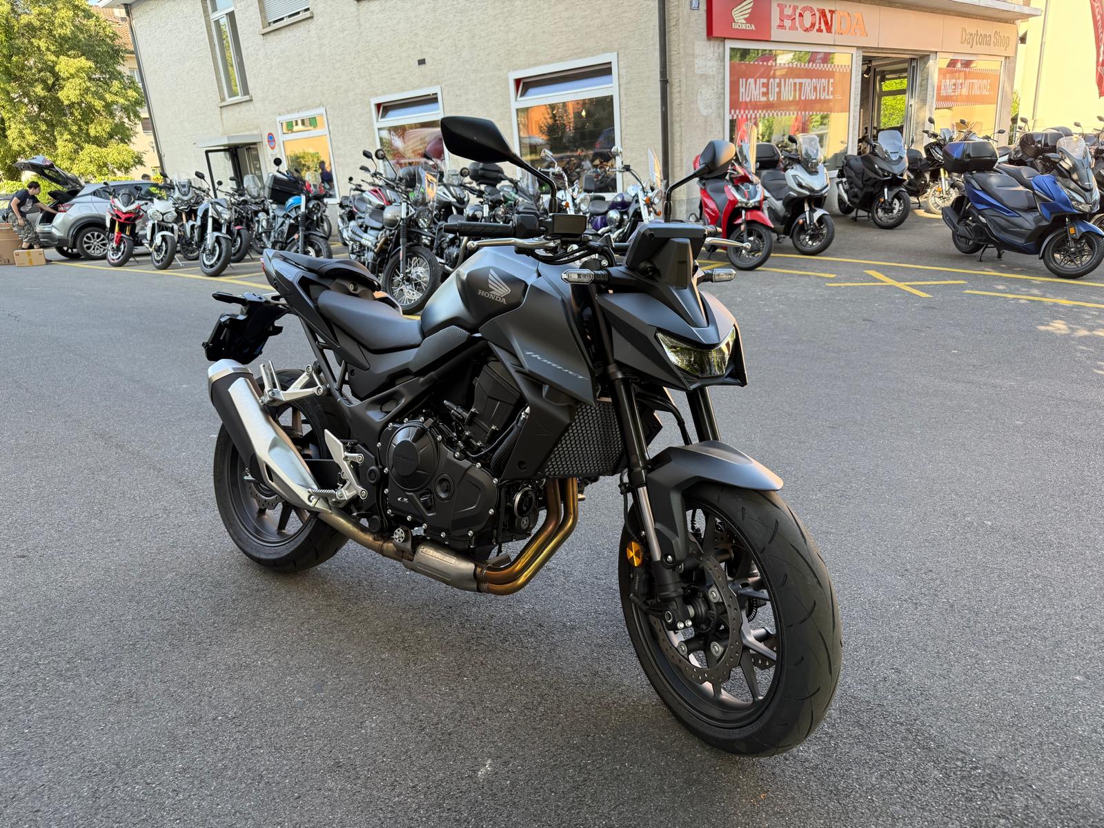 HONDA CB 750 Hornet-showroom-element-1