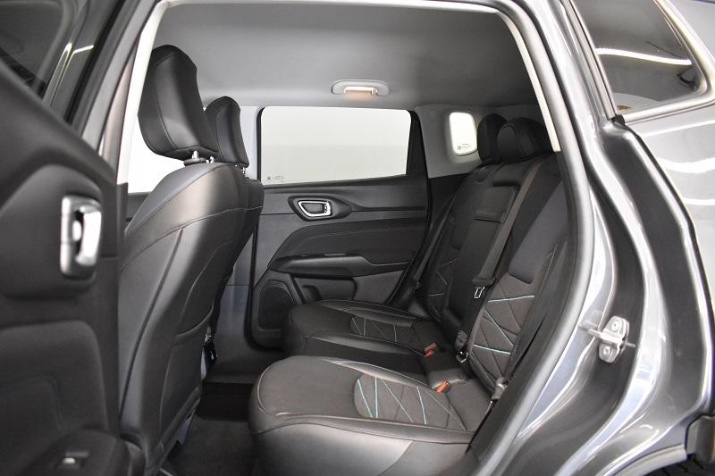 JEEP Compass 1.3 Limited 4xe-image-8