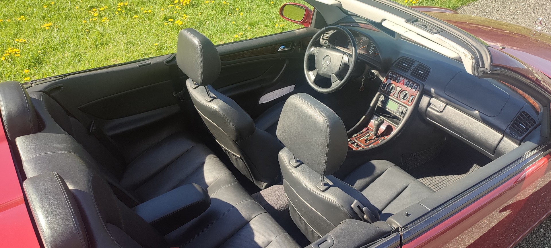 MERCEDES-BENZ CLK 320 Elégance Automatic-image-14
