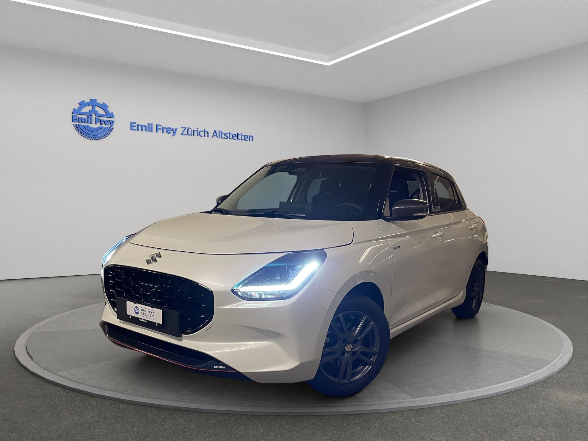 SUZUKI Swift 1.2 Tradizio Top Hybrid-image-0