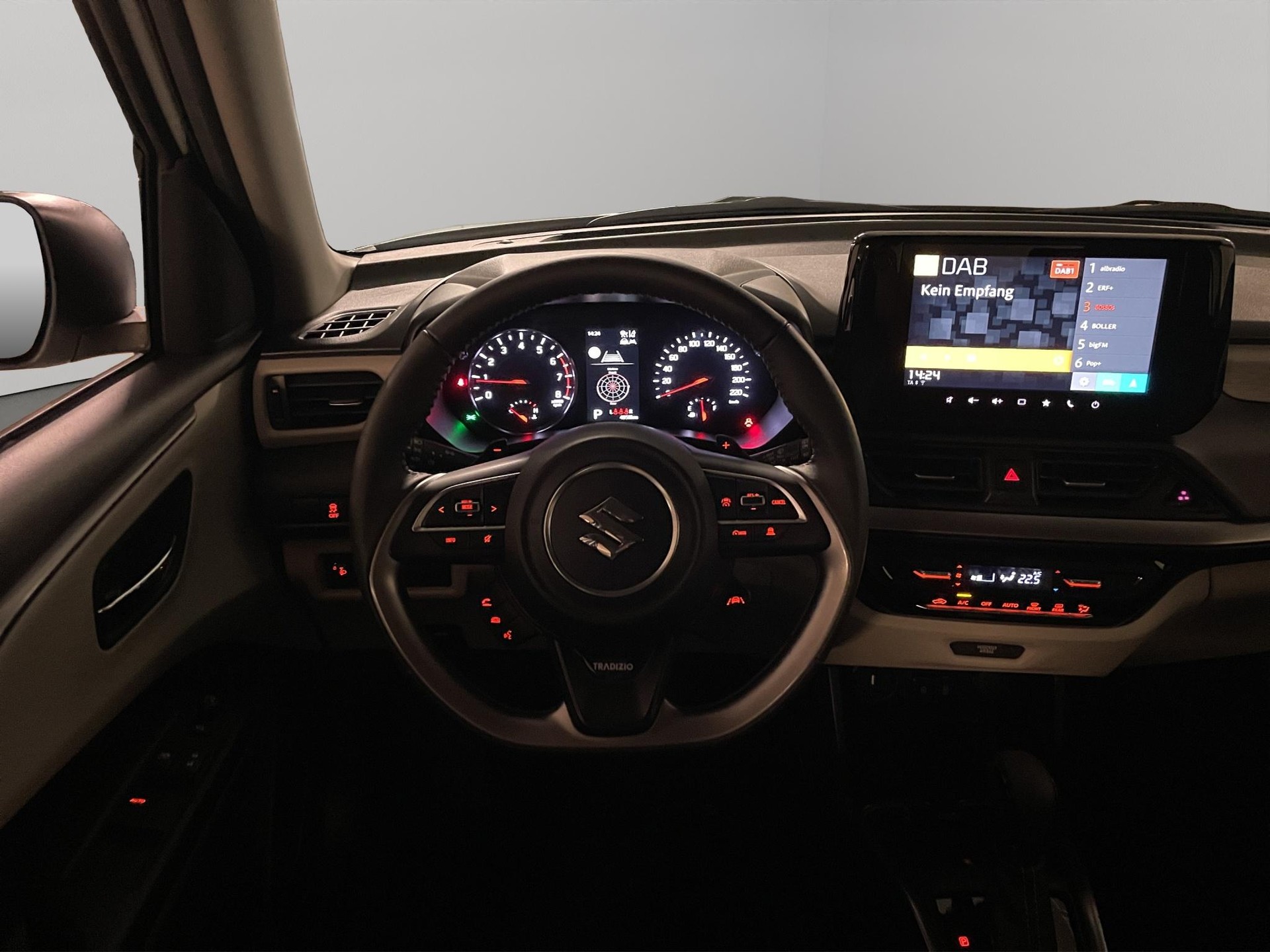 SUZUKI Swift 1.2 Tradizio Top Hybrid-image-8