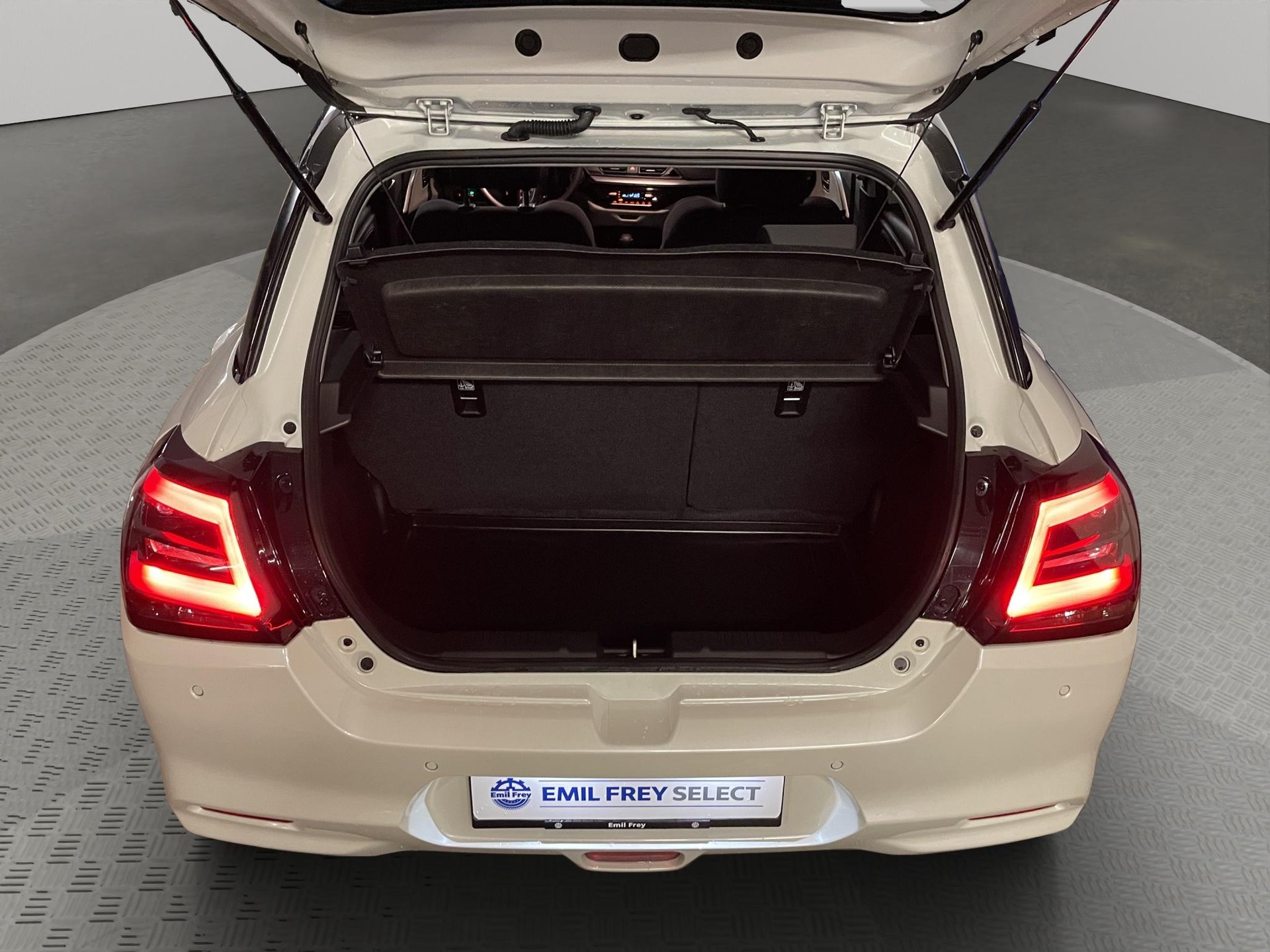 SUZUKI Swift 1.2 Tradizio Top Hybrid-image-10