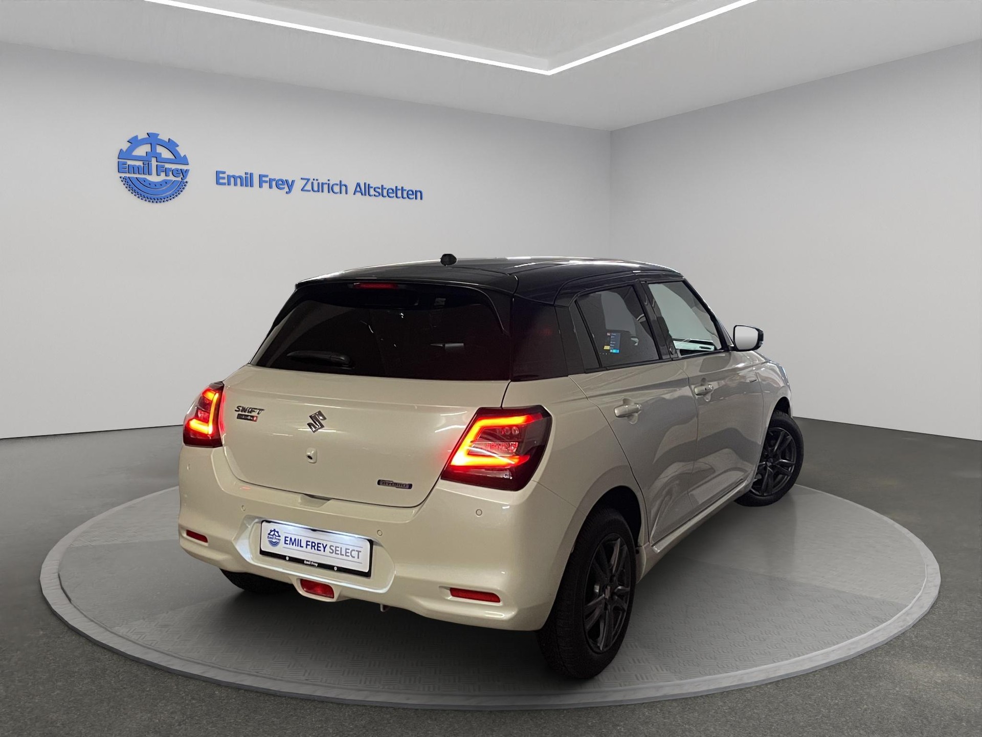 SUZUKI Swift 1.2 Tradizio Top Hybrid-image-2