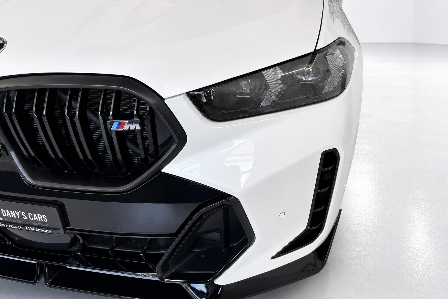 BMW X6 M60i M Sport Pro xDrive 48V Steptronic-showroom-element-3