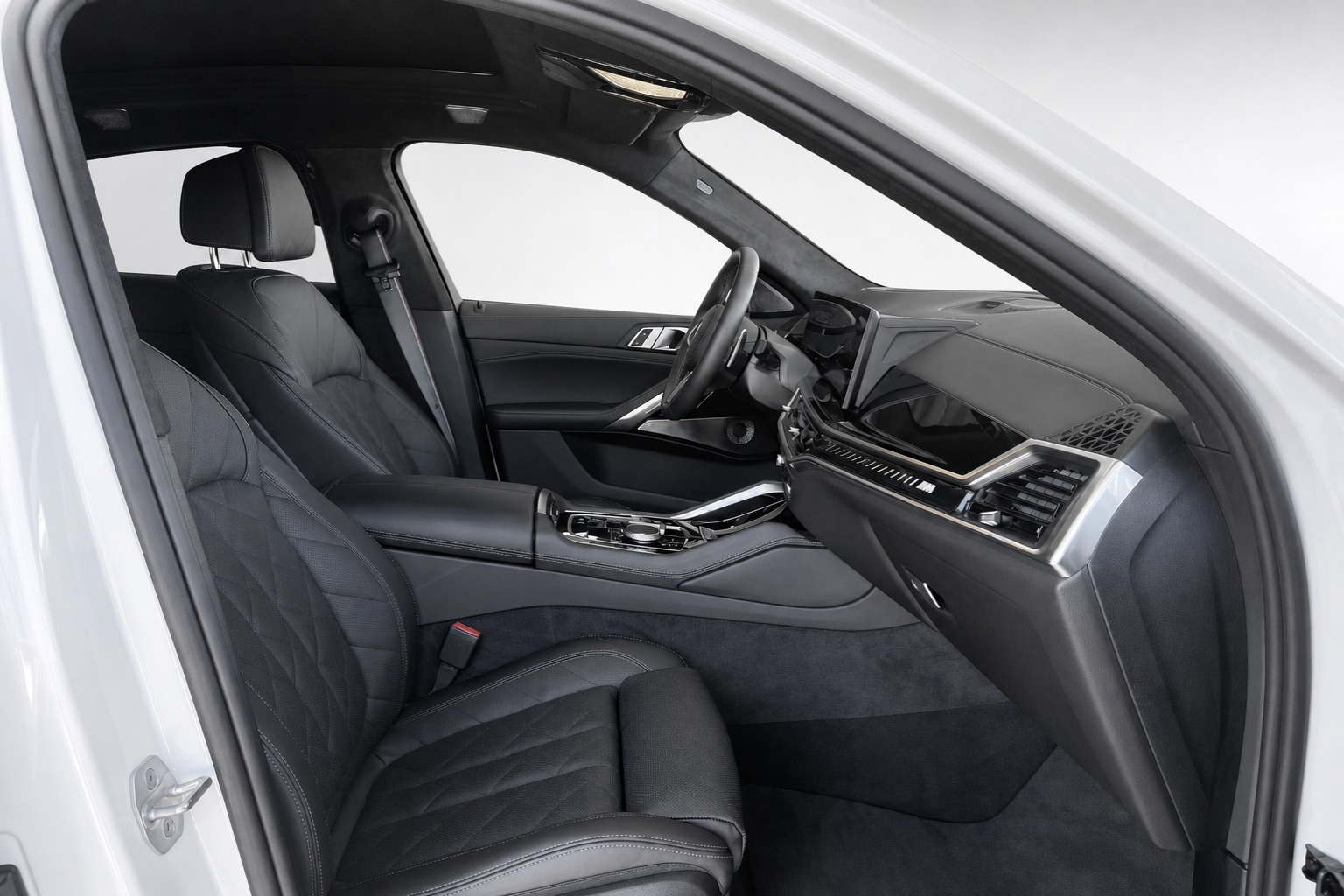 BMW X6 M60i M Sport Pro xDrive 48V Steptronic-image-17