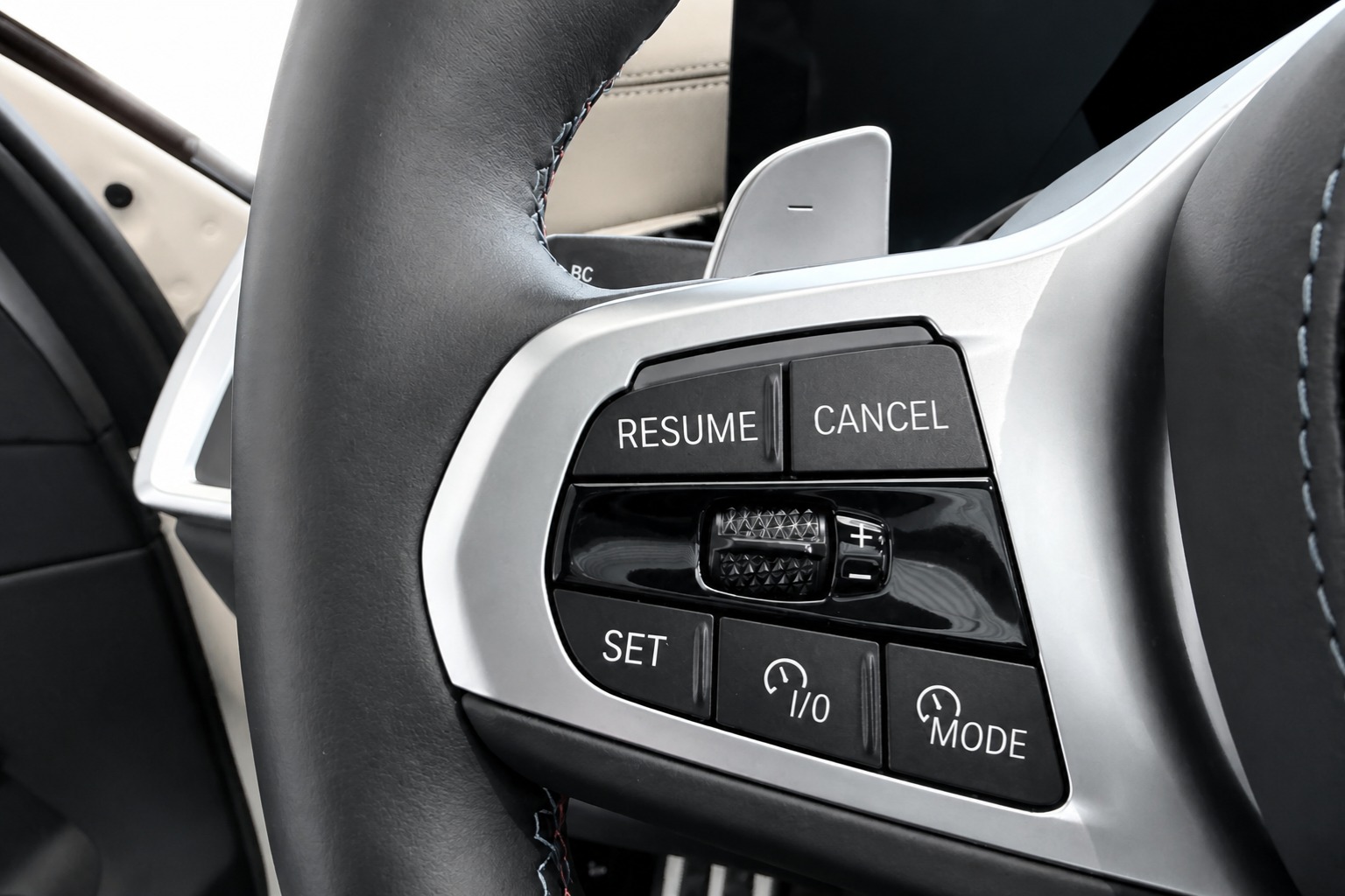 BMW X6 M60i M Sport Pro xDrive 48V Steptronic-image-12