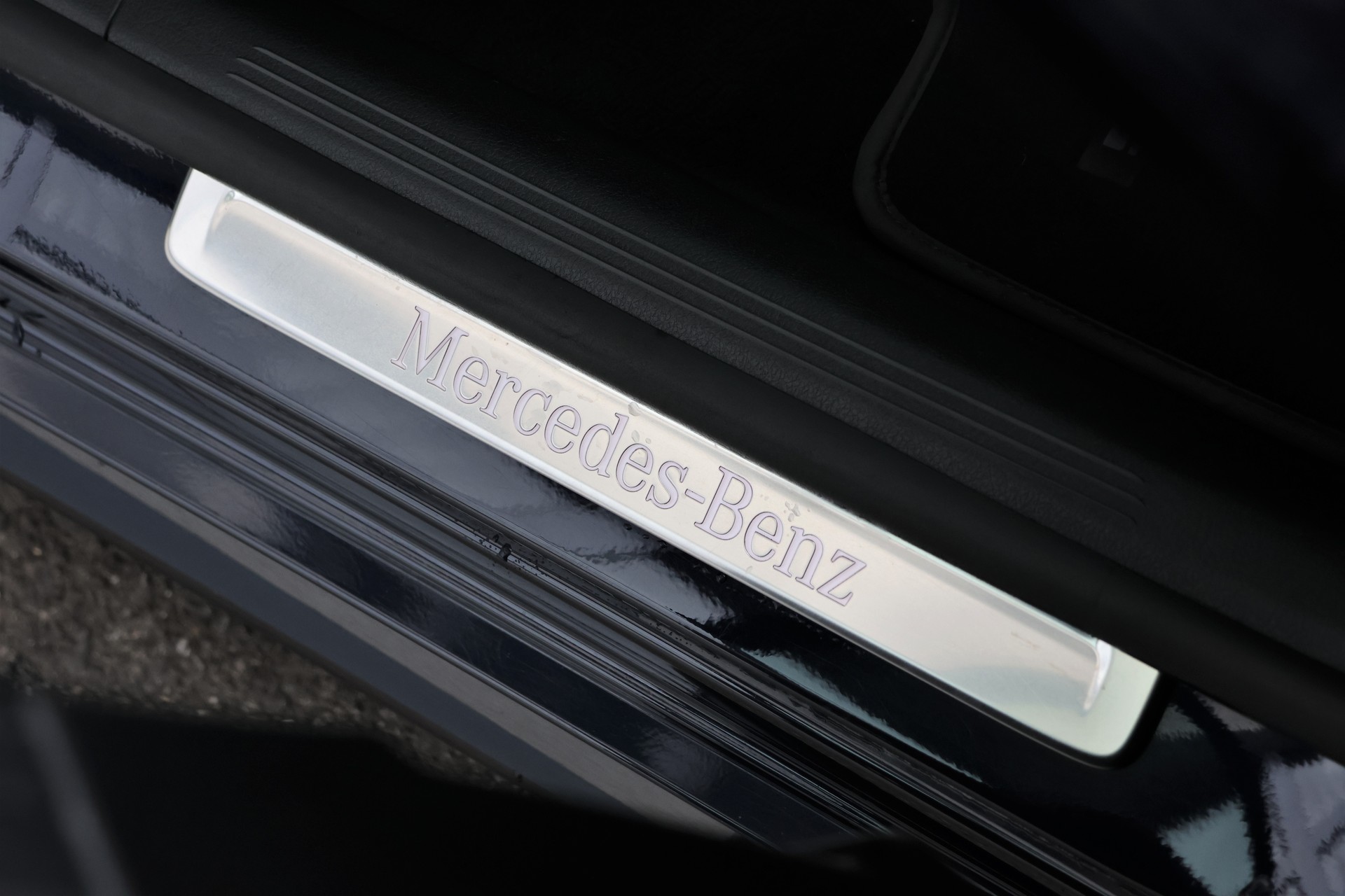 MERCEDES-BENZ C 220 d 4Matic AMG Line (CH)-image-21