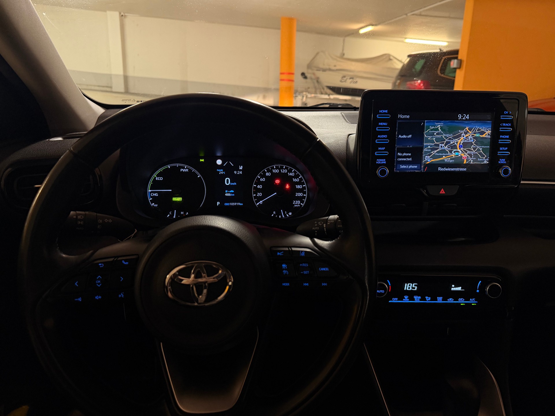 TOYOTA Yaris 1.5 Active e-CVT-image-5