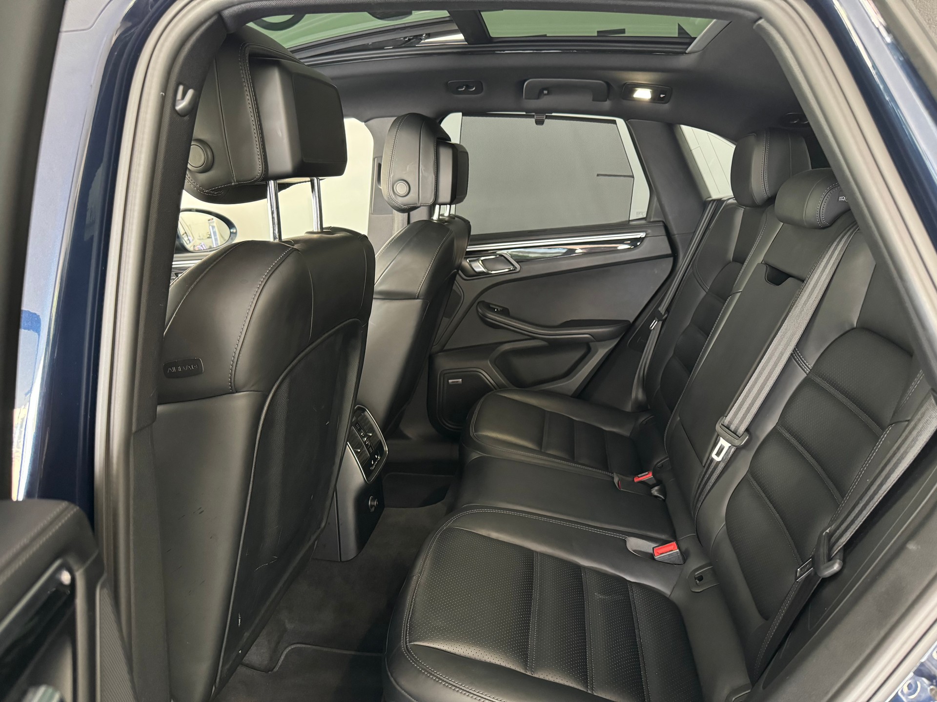 PORSCHE Macan S Diesel PDK-image-8