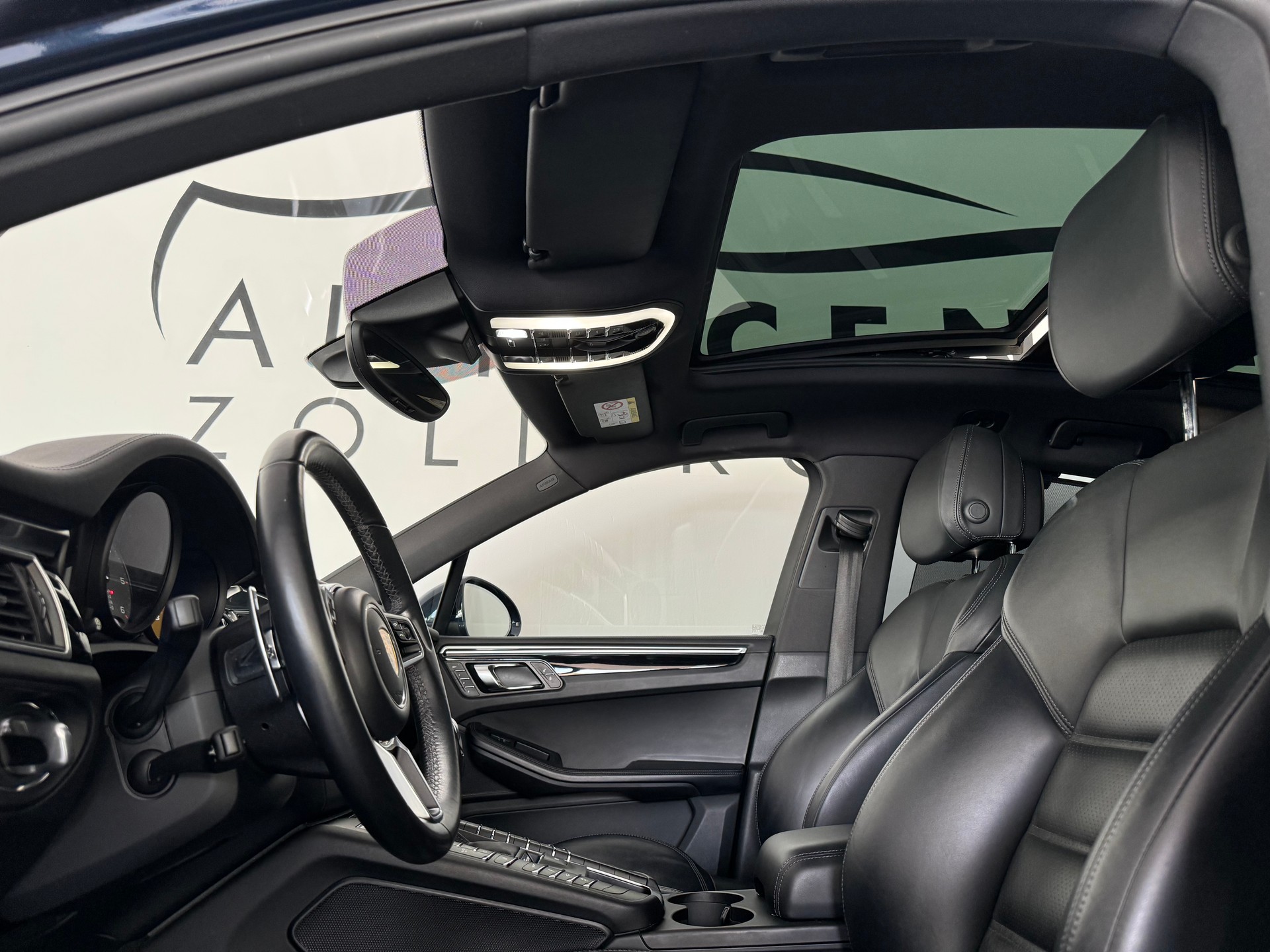 PORSCHE Macan S Diesel PDK-image-6