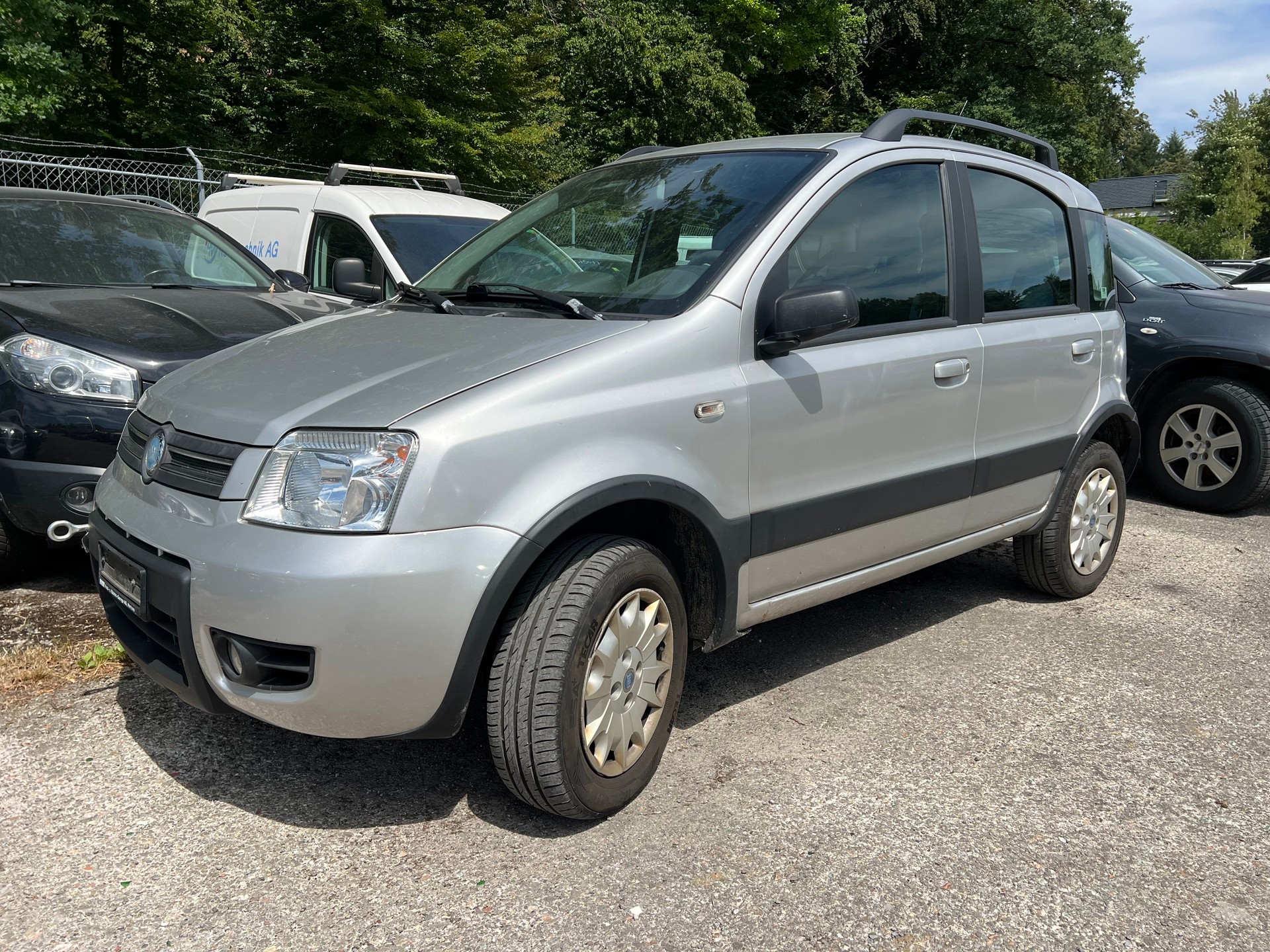FIAT Panda 1.3 16V JTD Cross 4x4-image-0