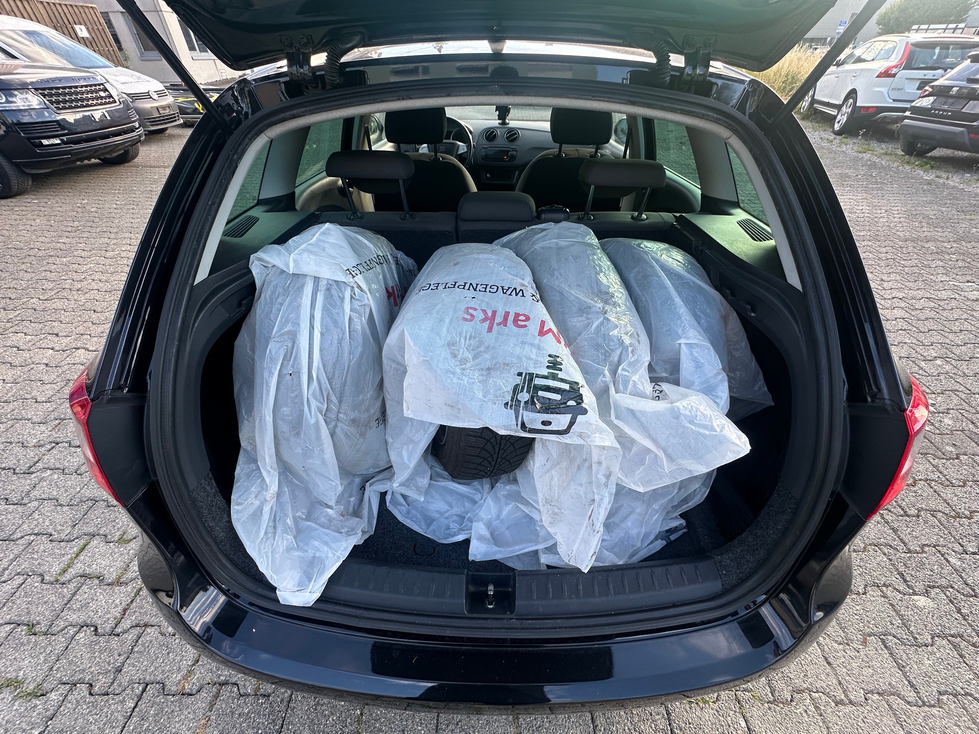 SEAT Ibiza ST 1.2 TSI Sport DSG-image-8