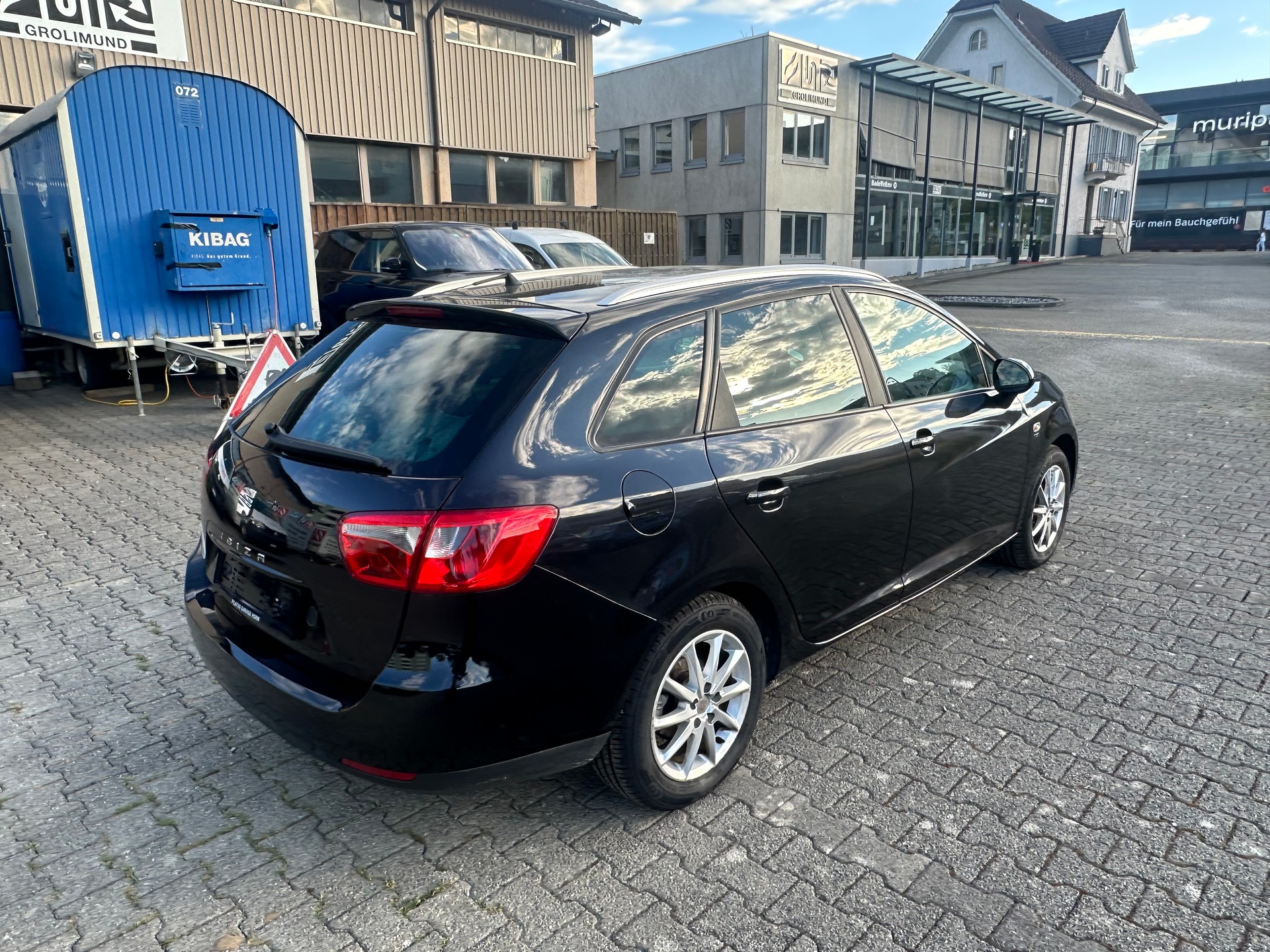 SEAT Ibiza ST 1.2 TSI Sport DSG-image-4