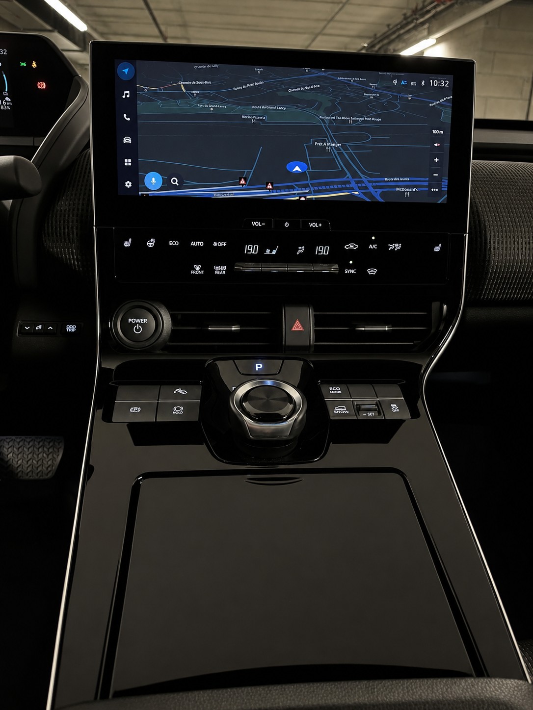 TOYOTA bZ4X Style 71,4 kWh 4WD-image-13