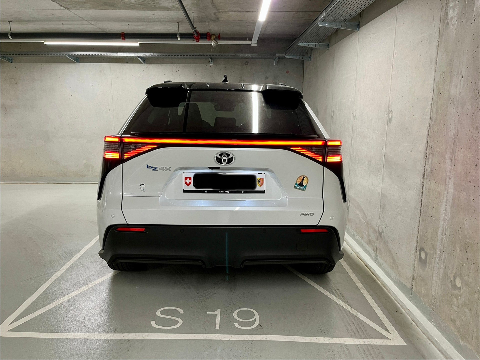 TOYOTA bZ4X Style 71,4 kWh 4WD-image-3